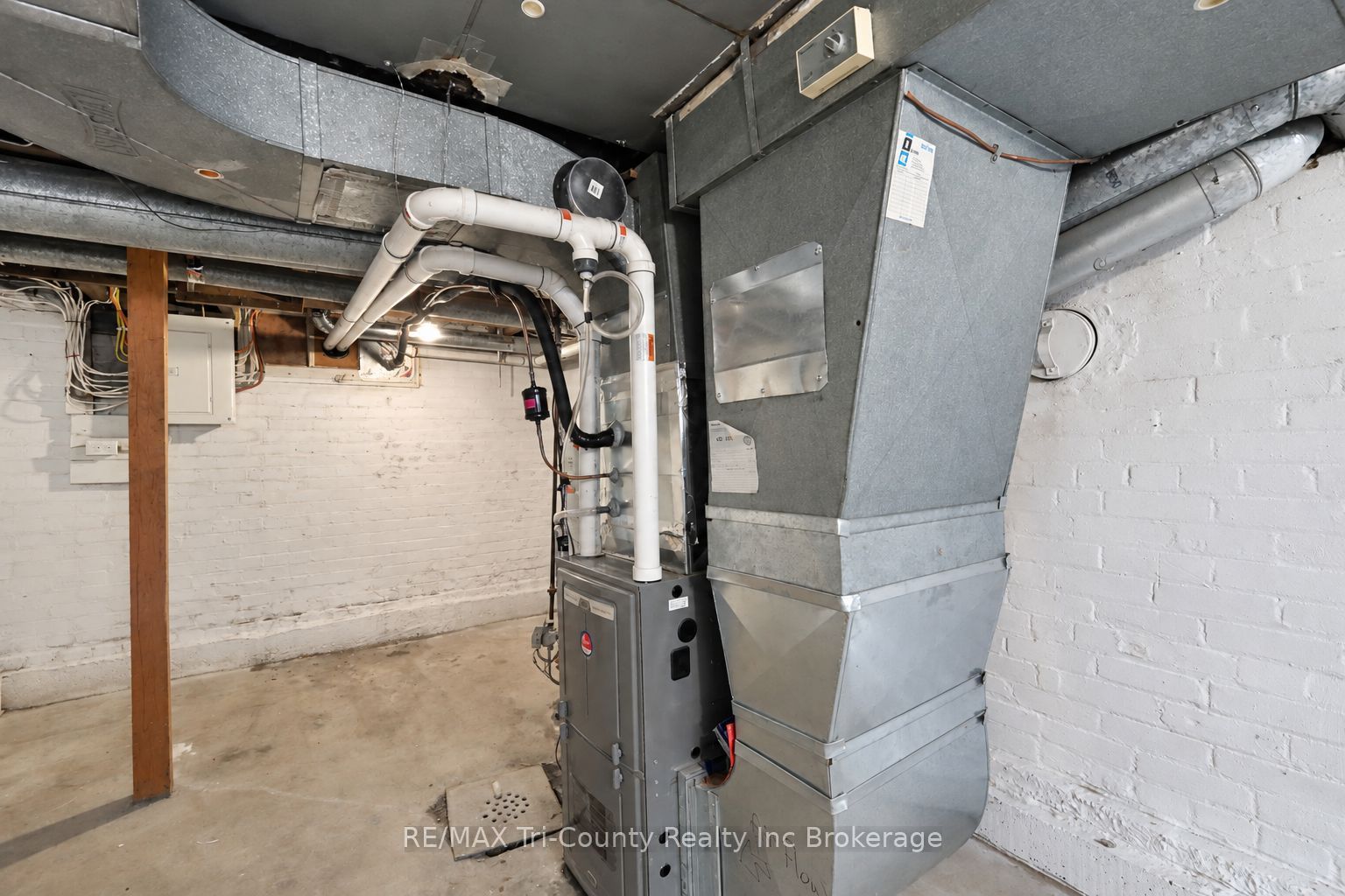 16 Redan Street Property Photo 33