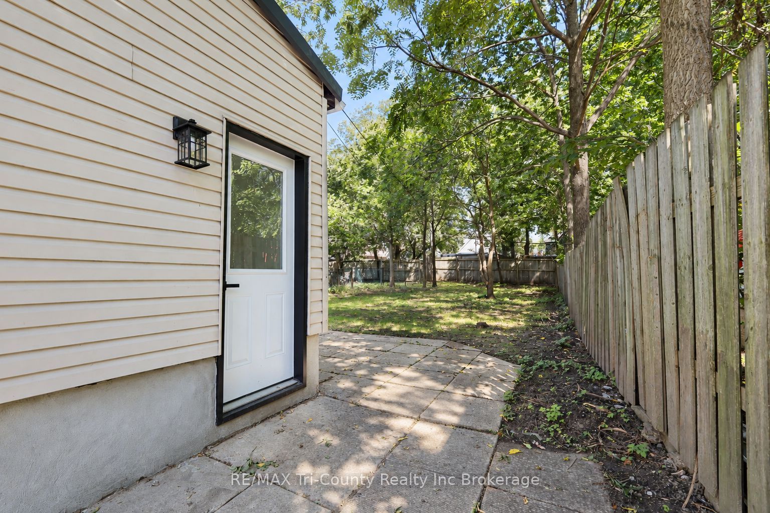 16 Redan Street Property Photo 37