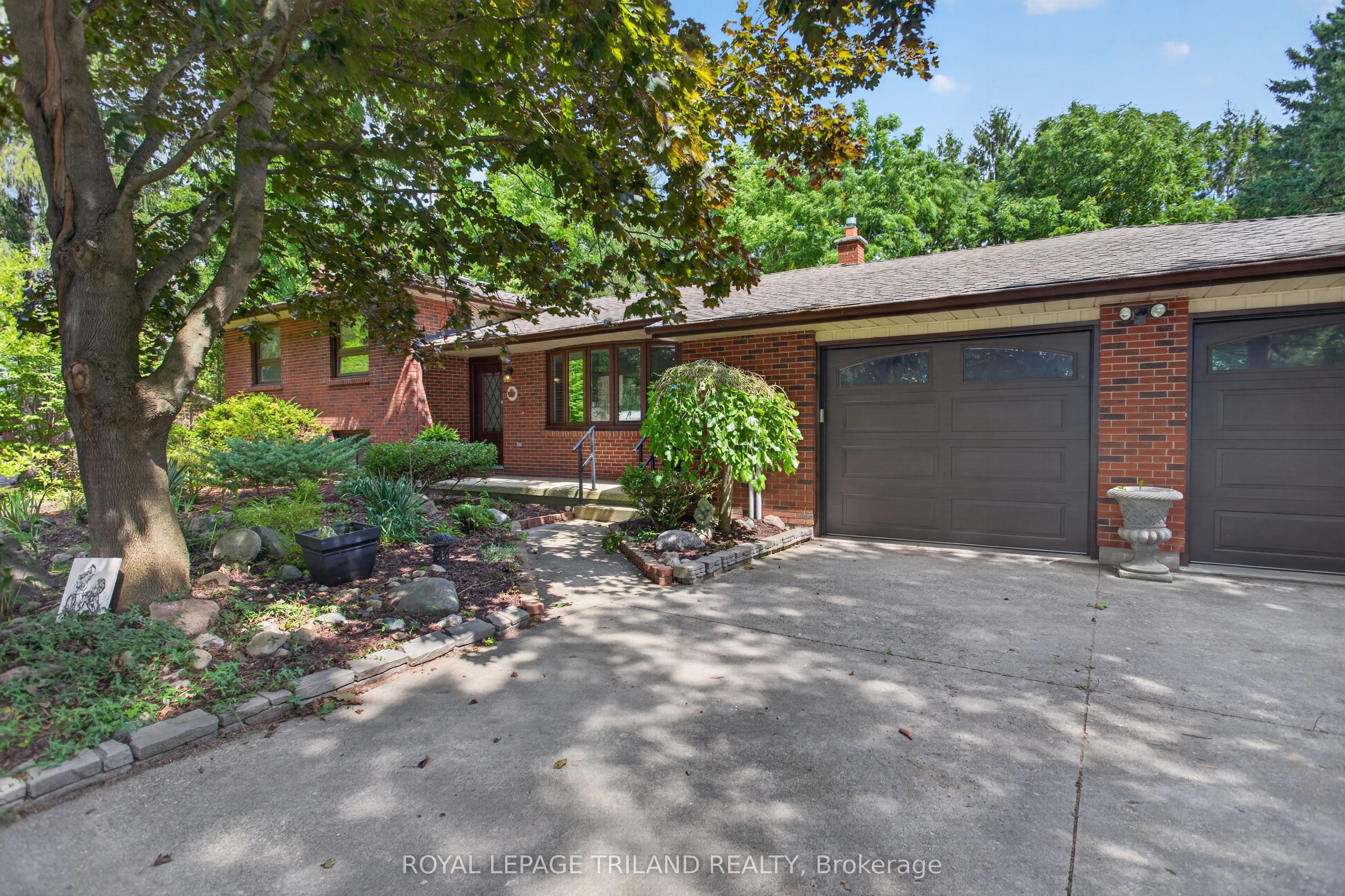115 Springer Street Property Photo 4