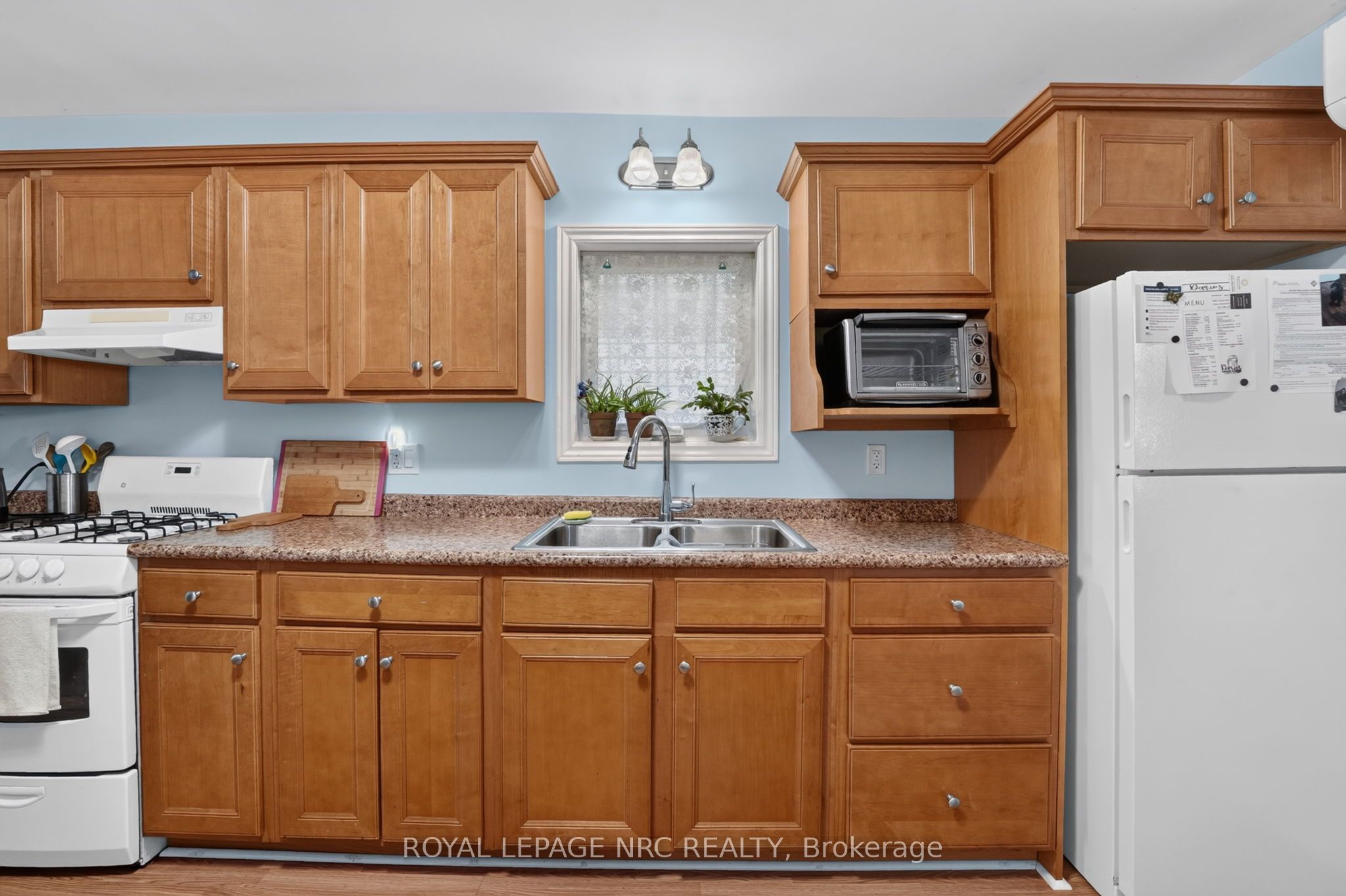 3852 Mathewson Avenue Property Photo 24