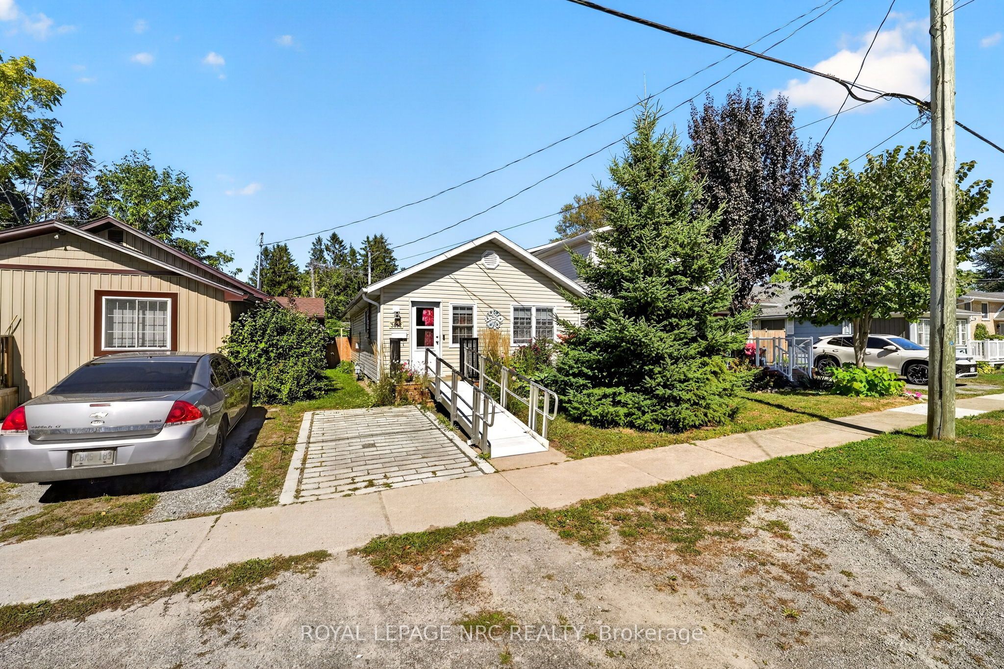3852 Mathewson Avenue Property Photo 28