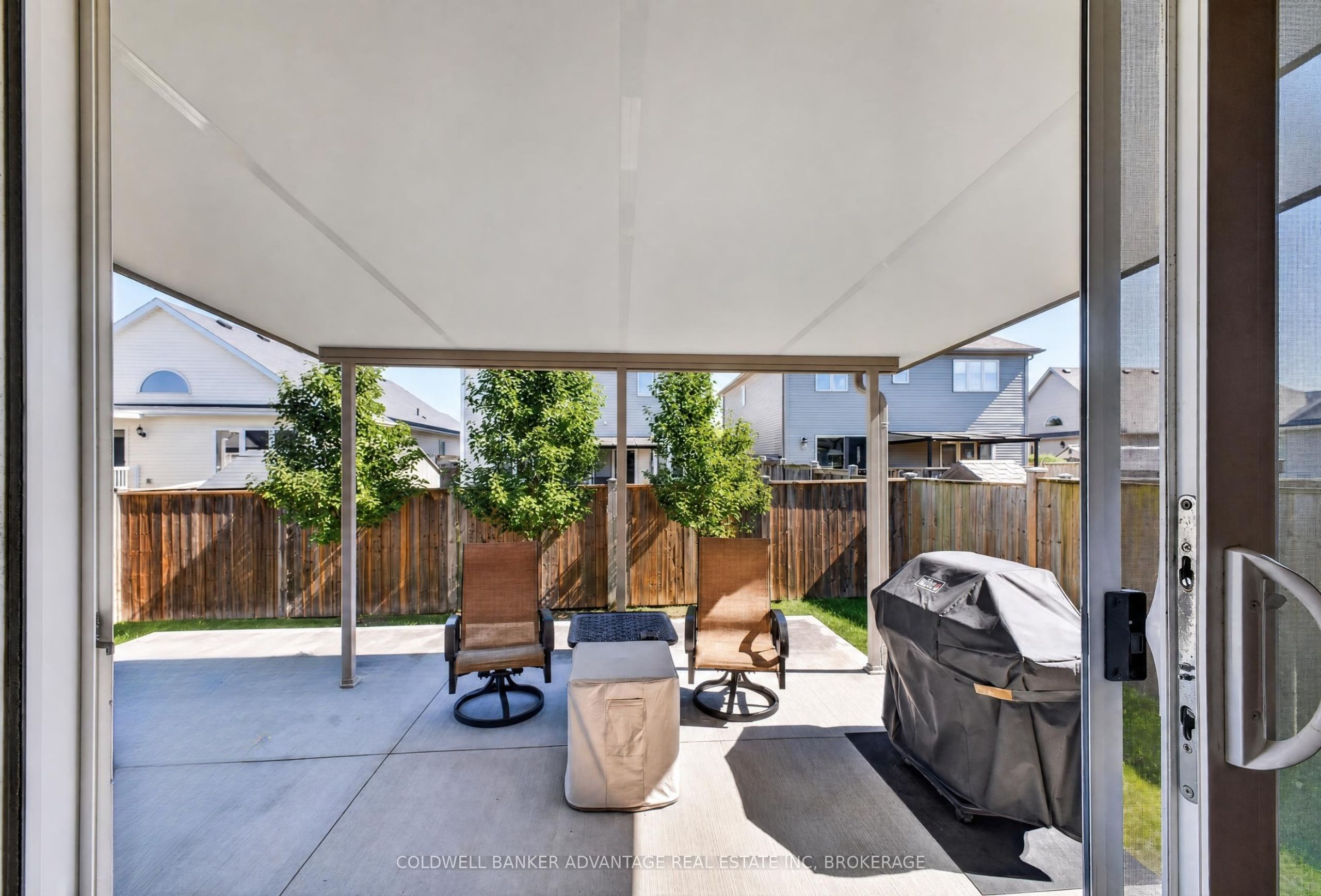 211 Classic Avenue Property Photo 31