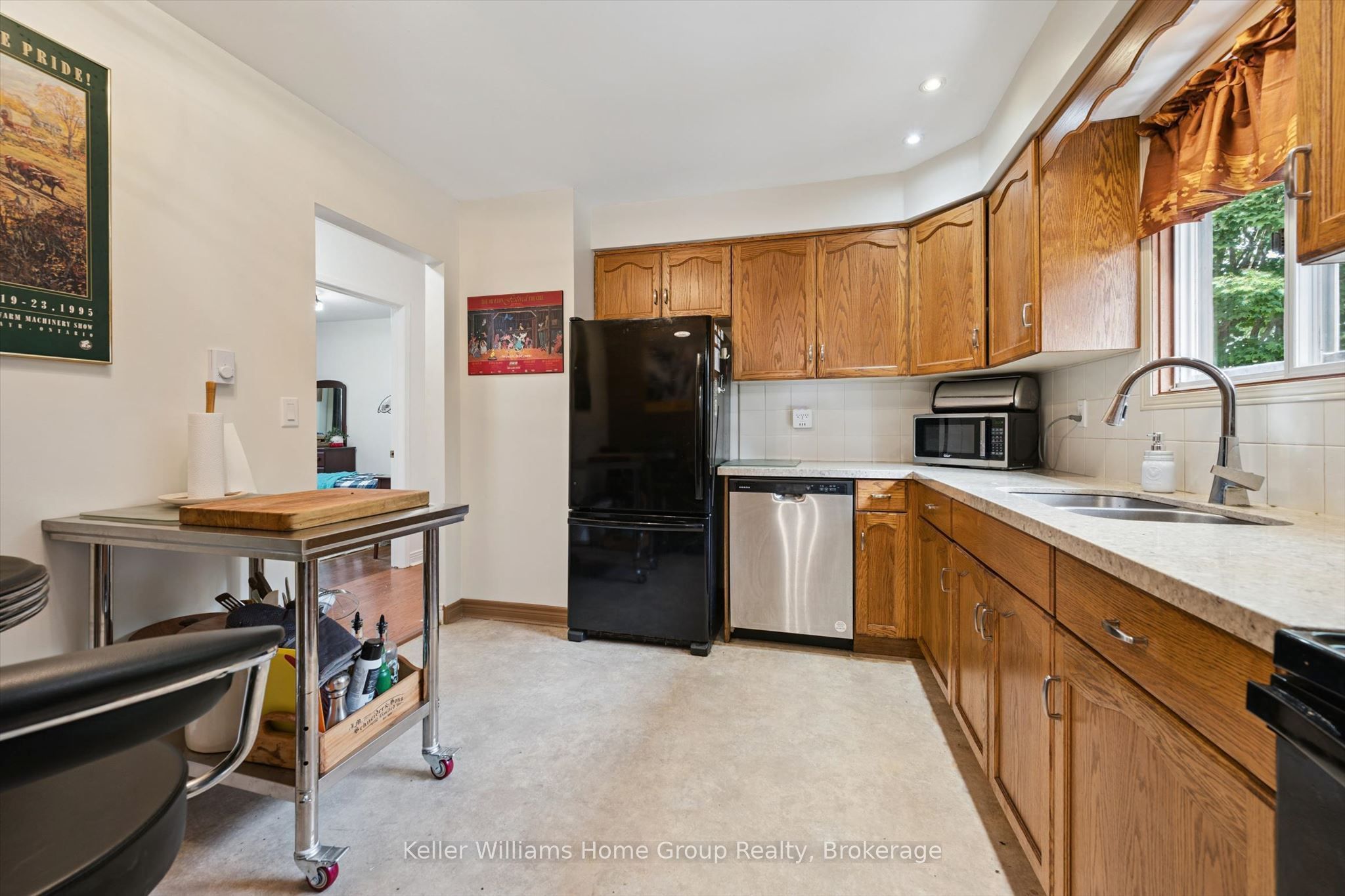 66 Woolwich Street W Property Photo 15