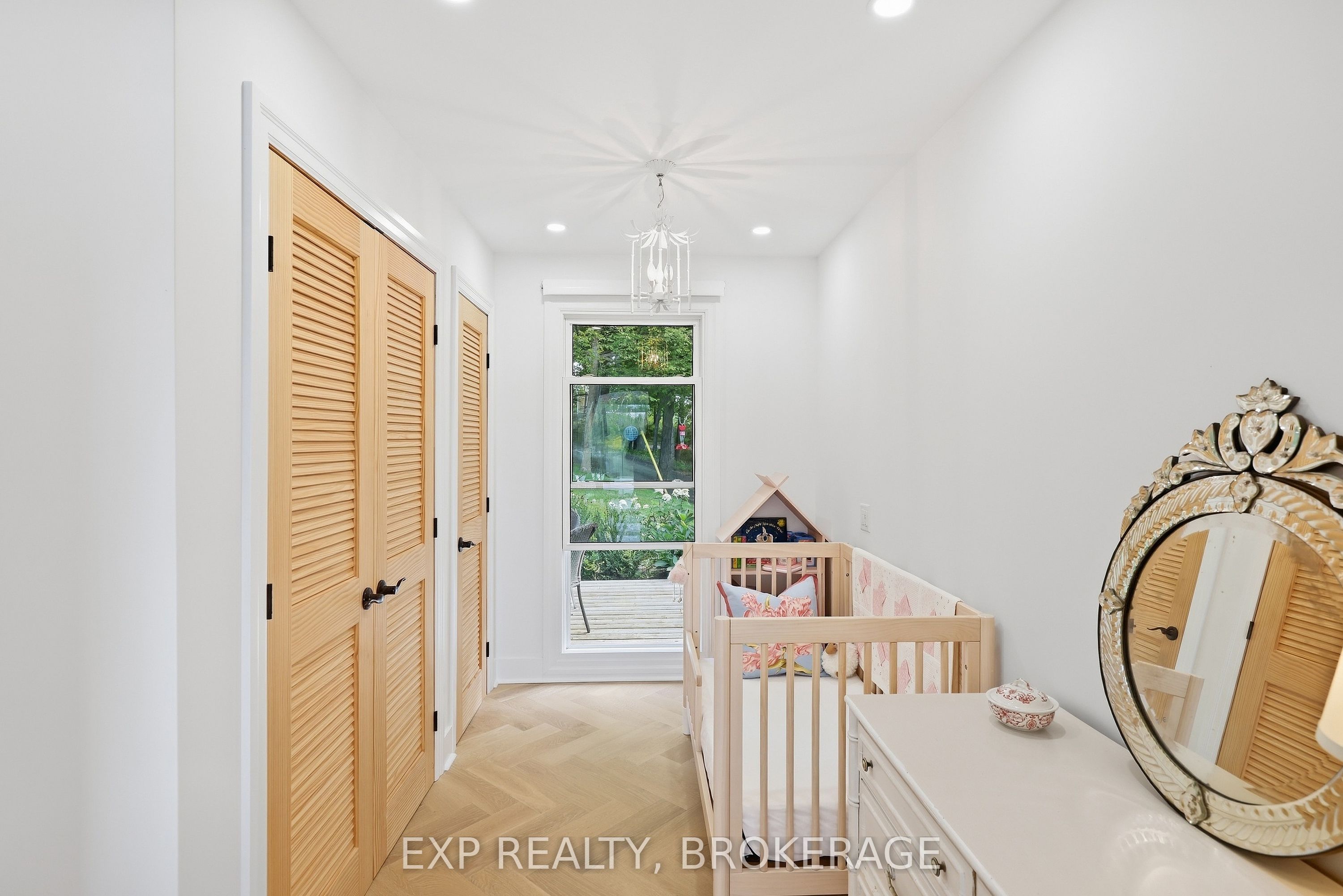 2114 Hambly Lane Property Photo 10