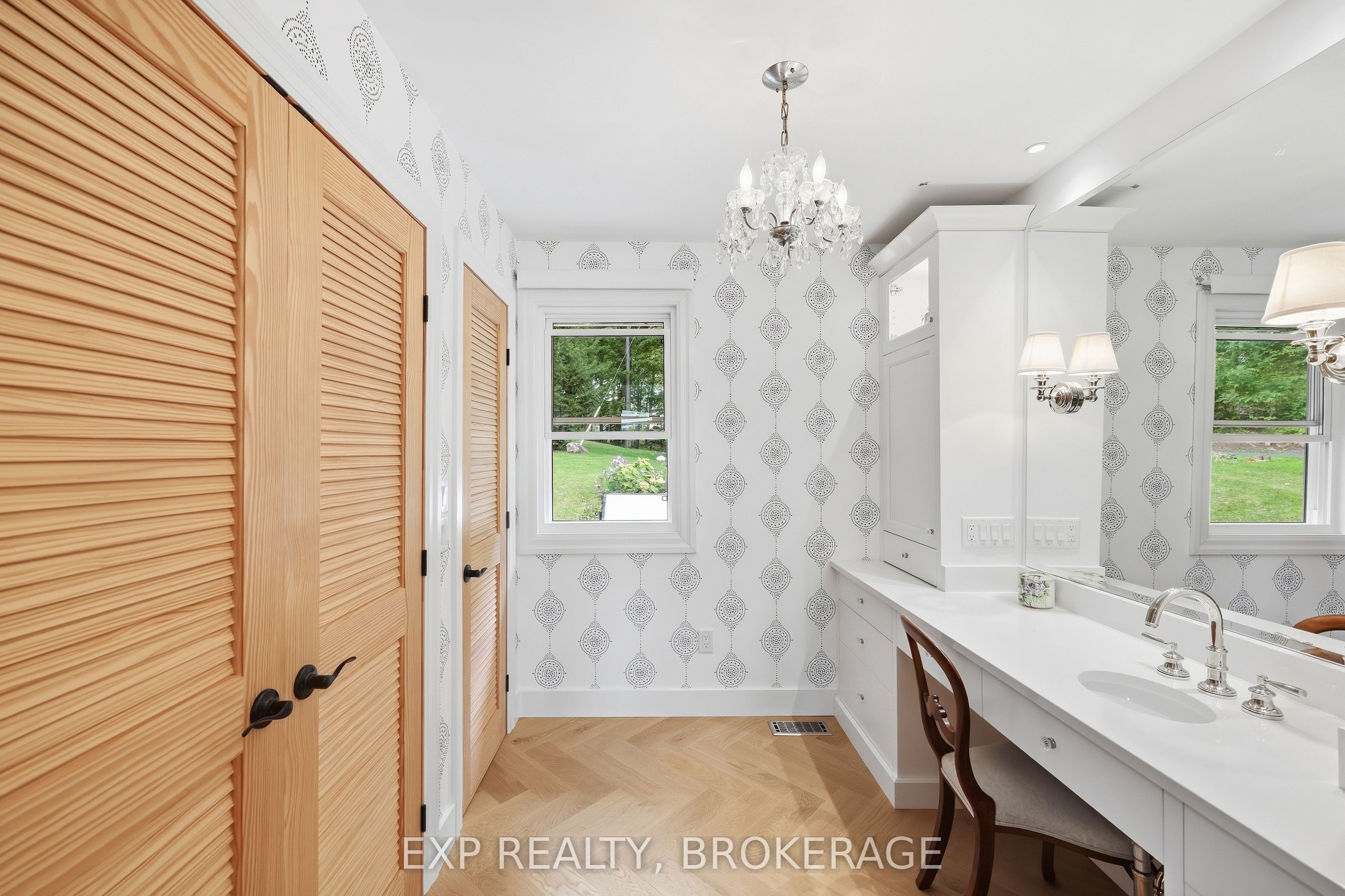 2114 Hambly Lane Property Photo 14