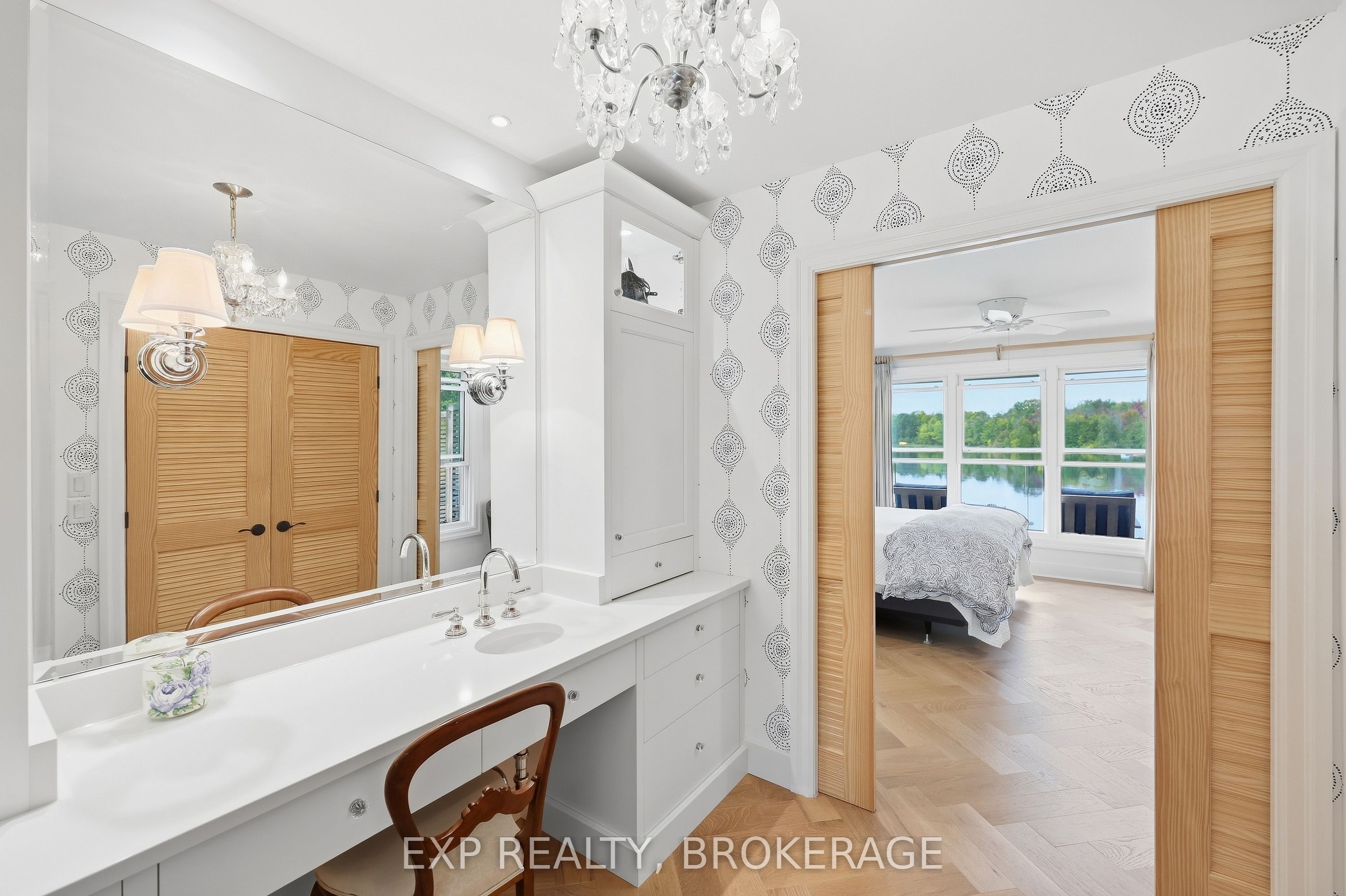 2114 Hambly Lane Property Photo 15
