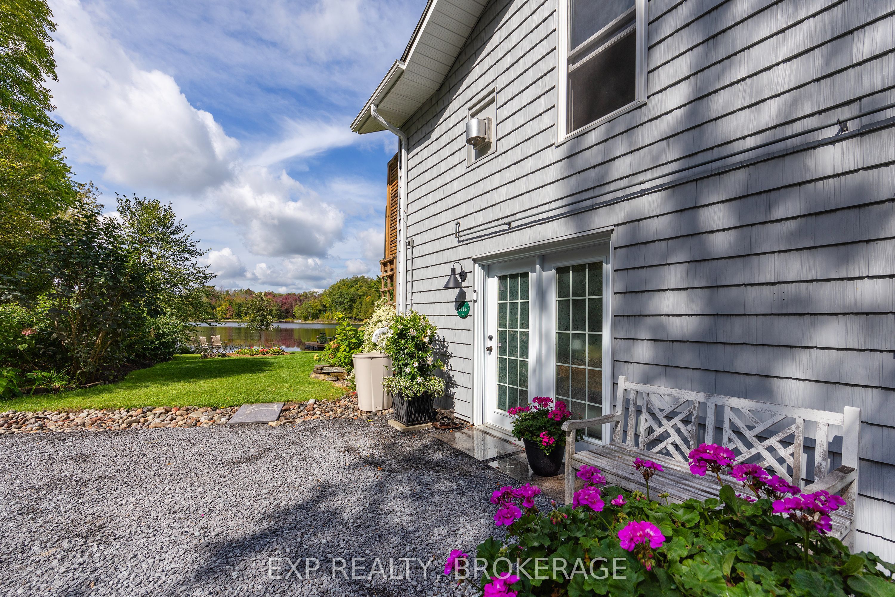 2114 Hambly Lane Property Photo 17