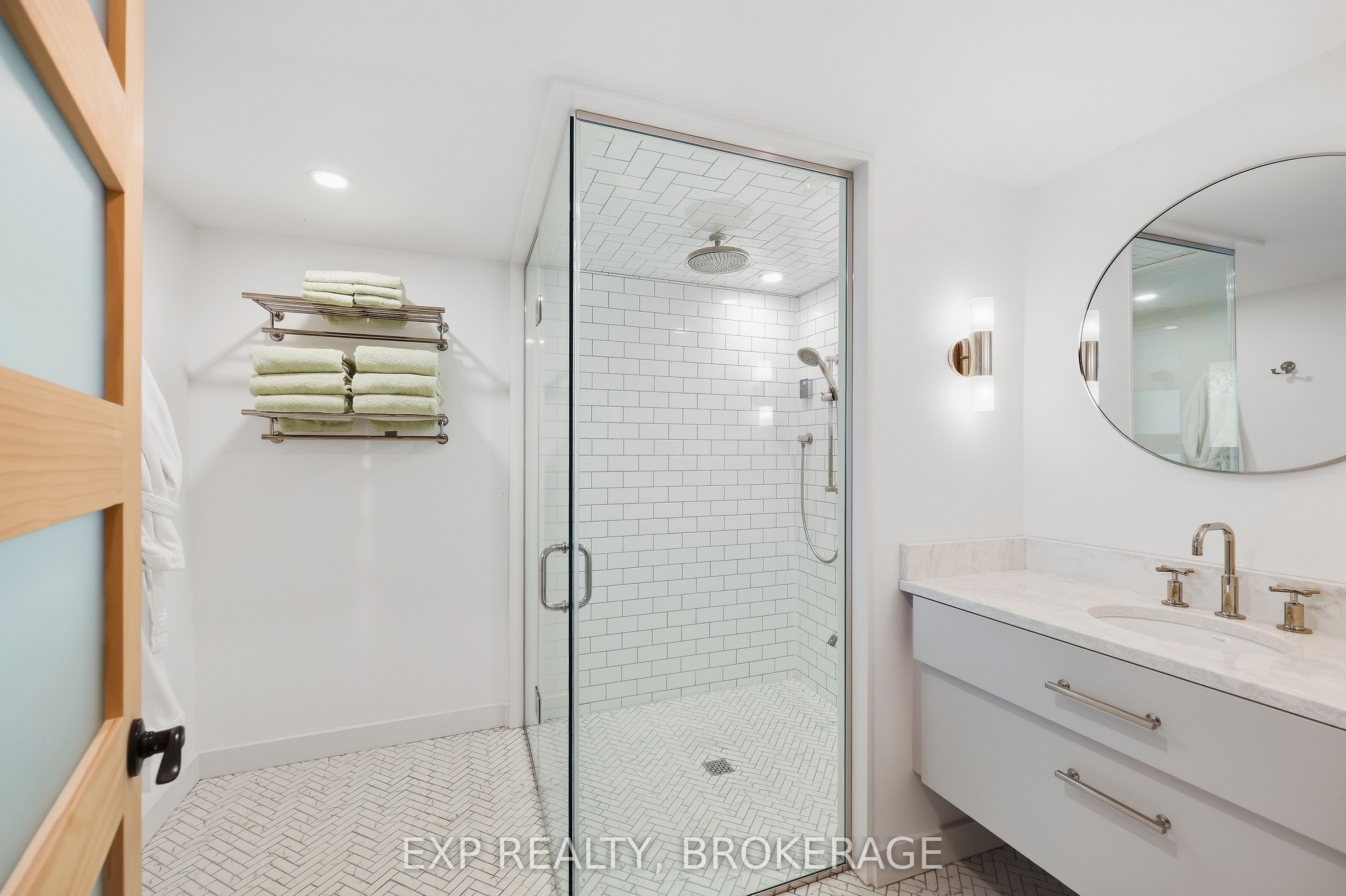2114 Hambly Lane Property Photo 25