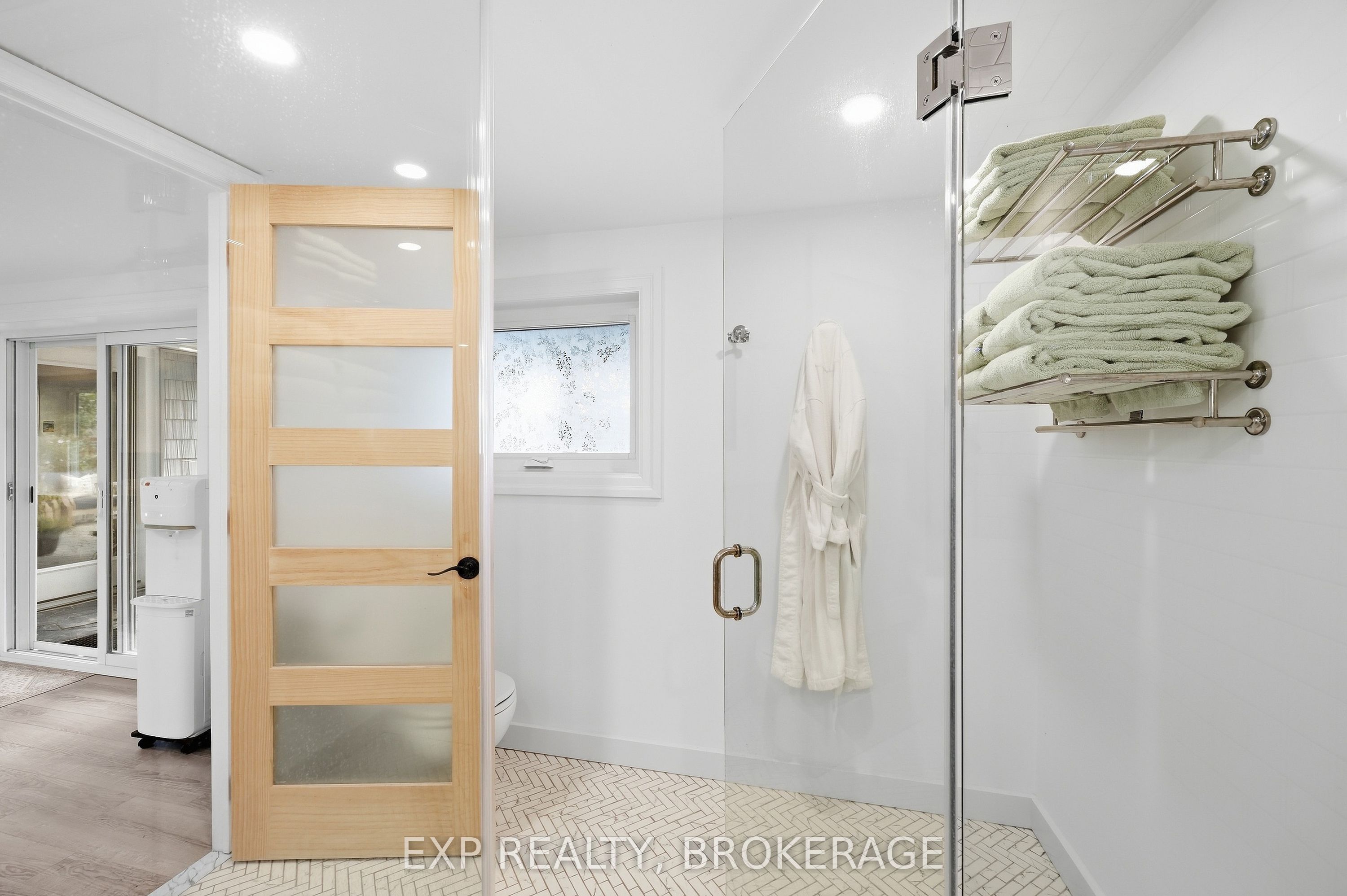 2114 Hambly Lane Property Photo 26
