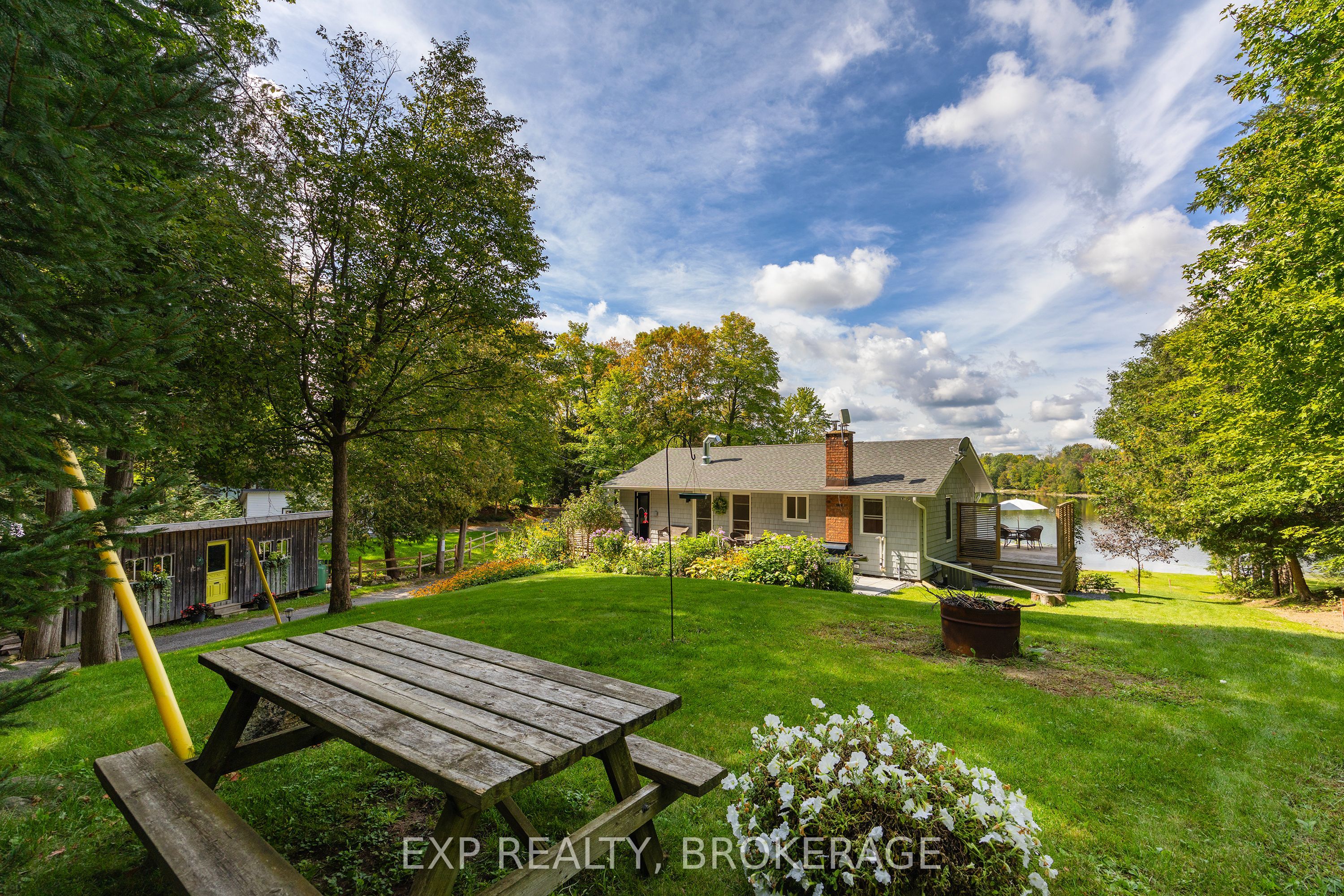 2114 Hambly Lane Property Photo 33