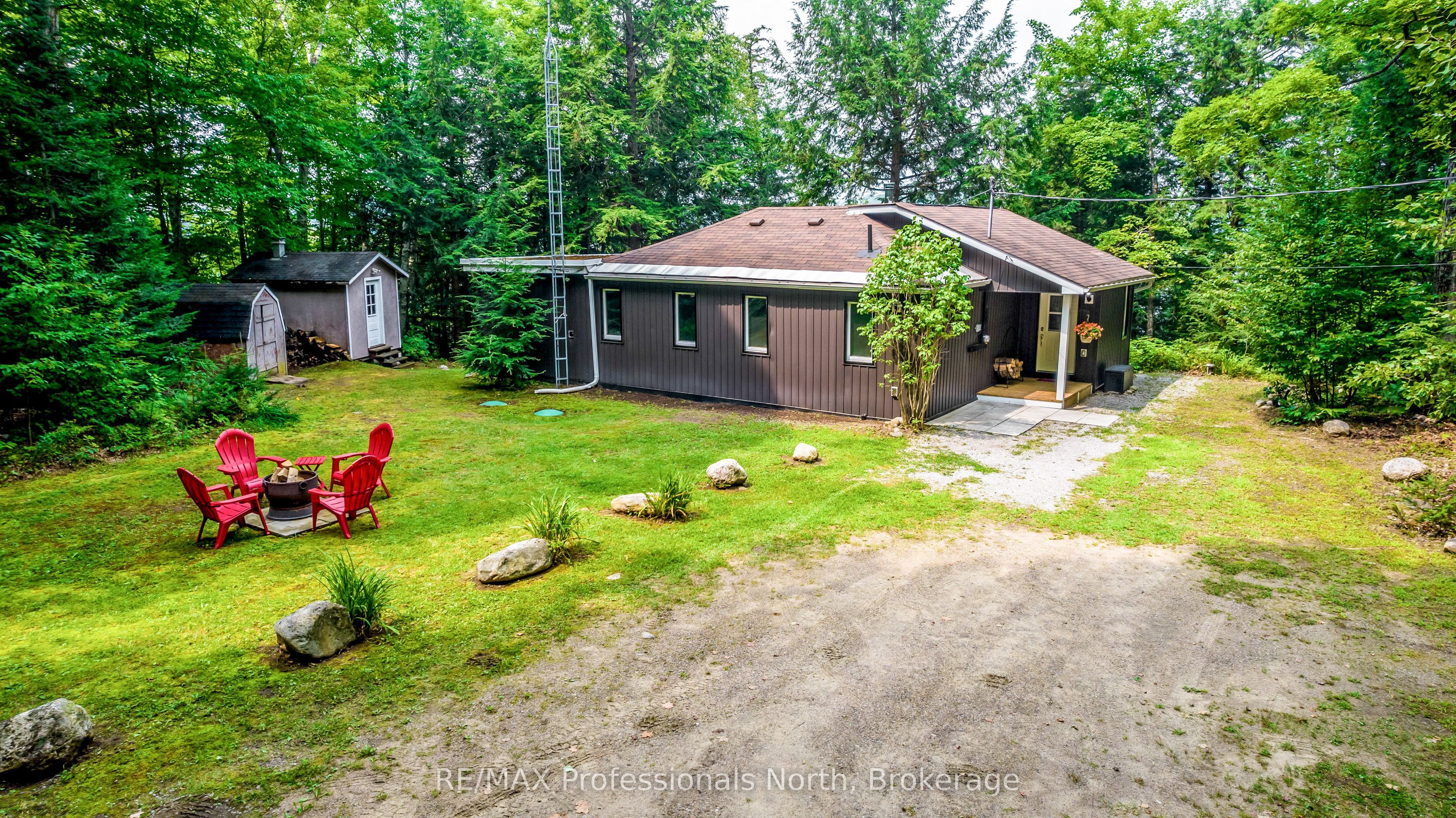 1813 Kashagawigamog Lake Road Property Photo 1