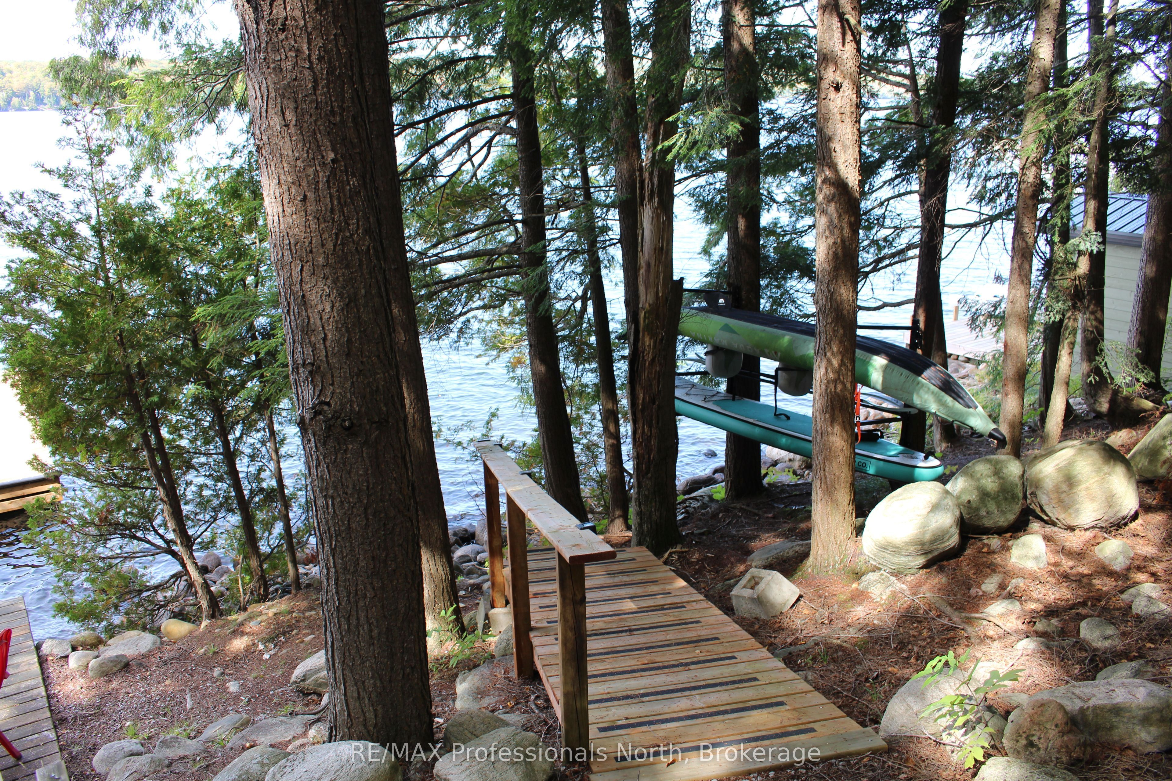 1813 Kashagawigamog Lake Road Property Photo 24