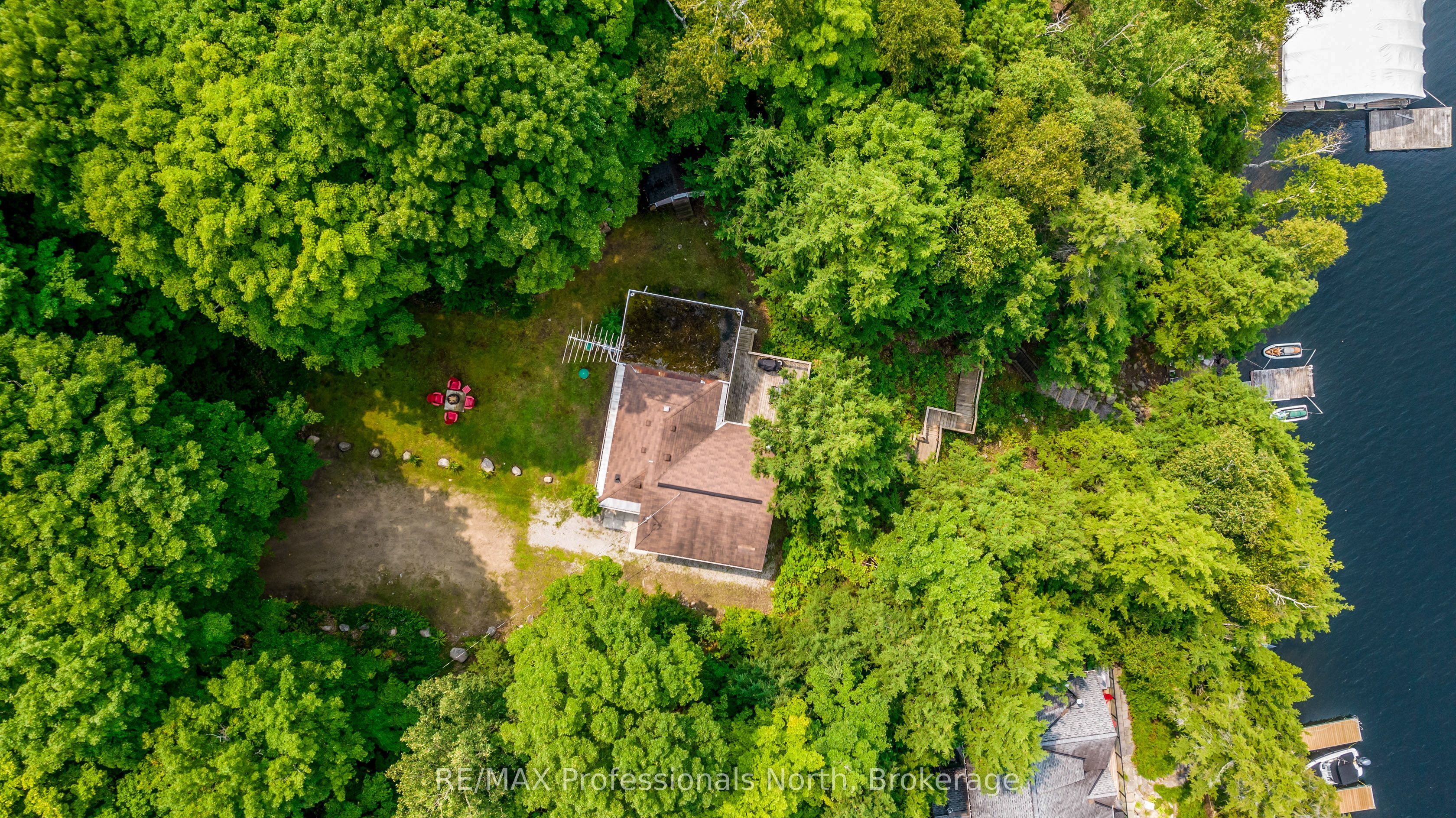 1813 Kashagawigamog Lake Road Property Photo 31