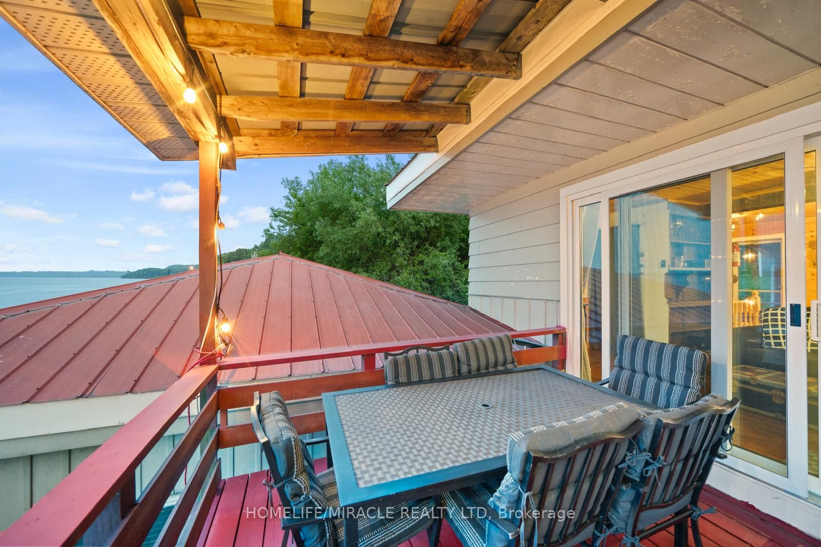 11278 Loyalist Parkway Property Photo 8