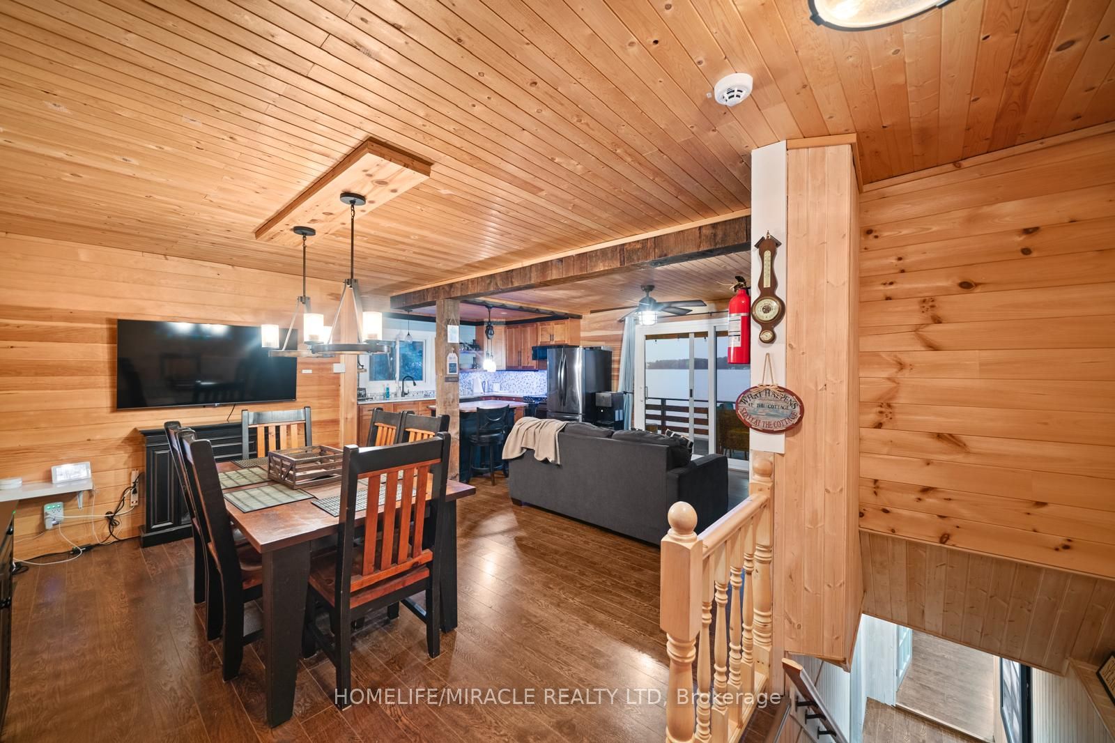 11278 Loyalist Parkway Property Photo 9
