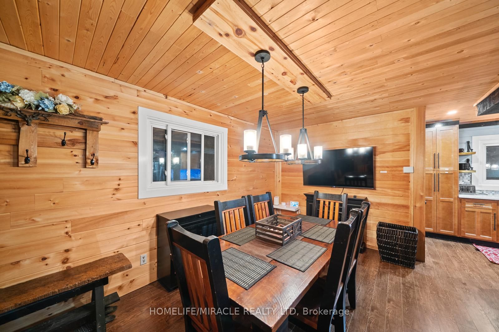 11278 Loyalist Parkway Property Photo 12