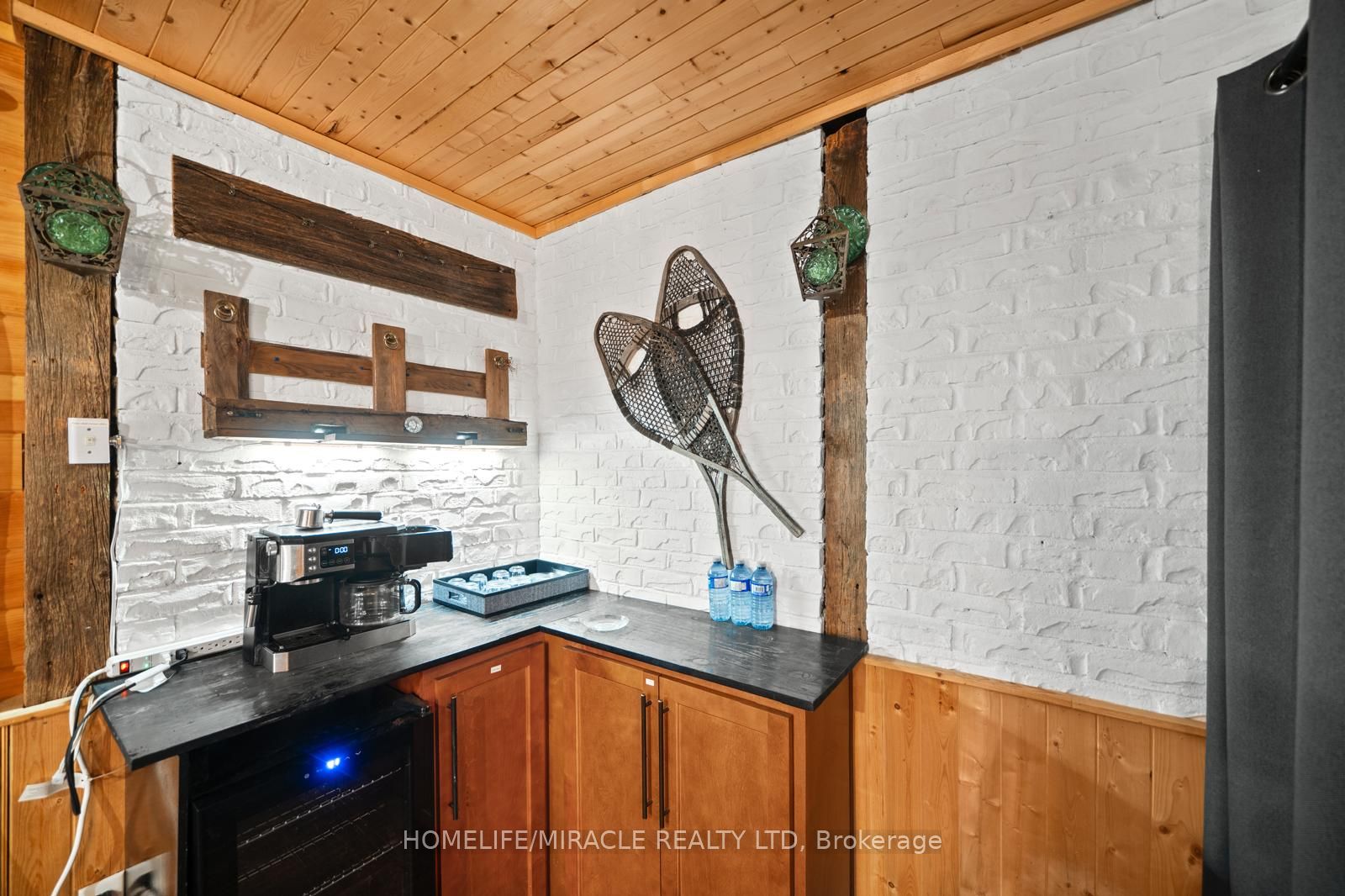 11278 Loyalist Parkway Property Photo 16