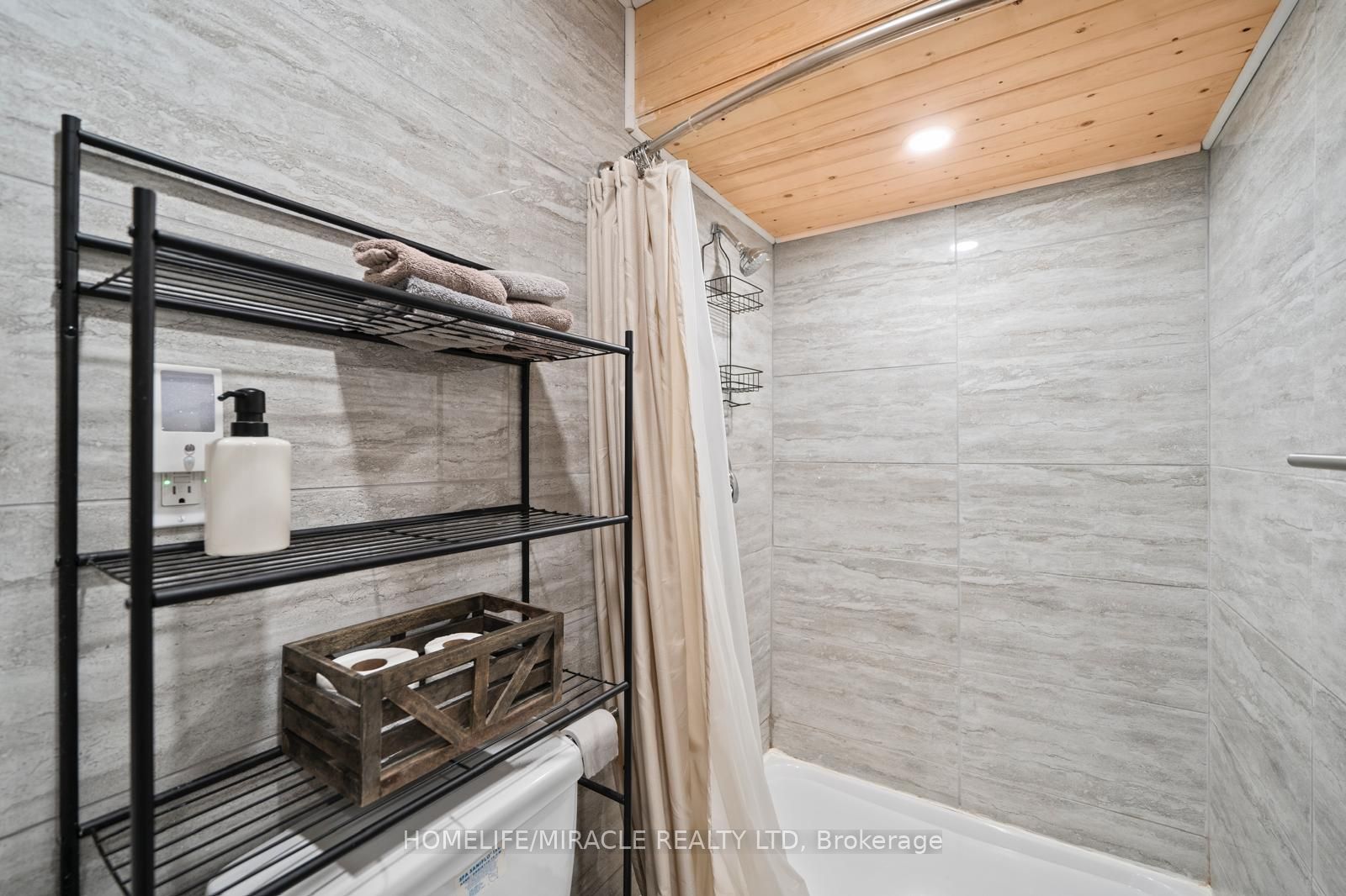 11278 Loyalist Parkway Property Photo 28