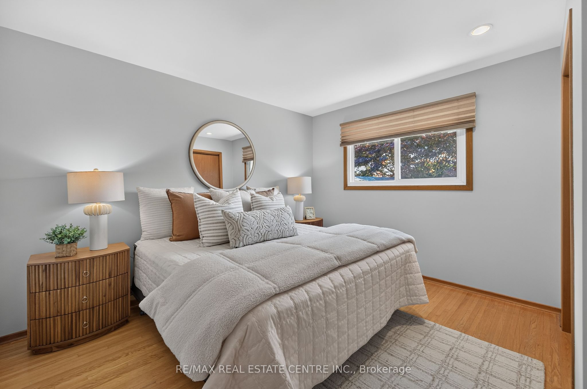107 Laurentian Drive Property Photo 17