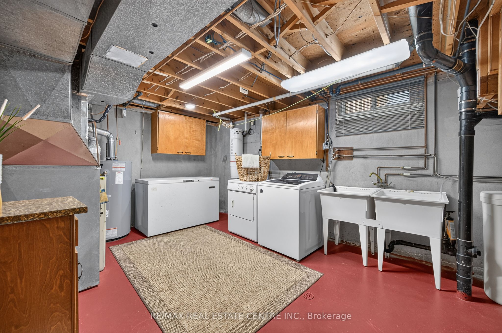 107 Laurentian Drive Property Photo 30