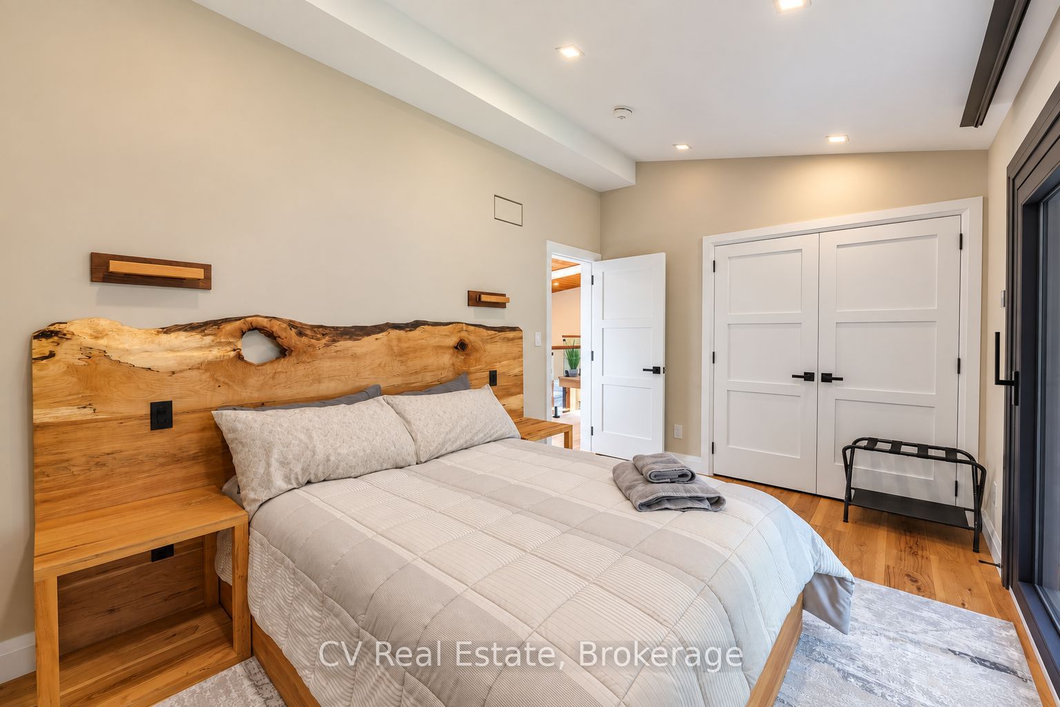 1009 Donaldson Street Property Photo 20