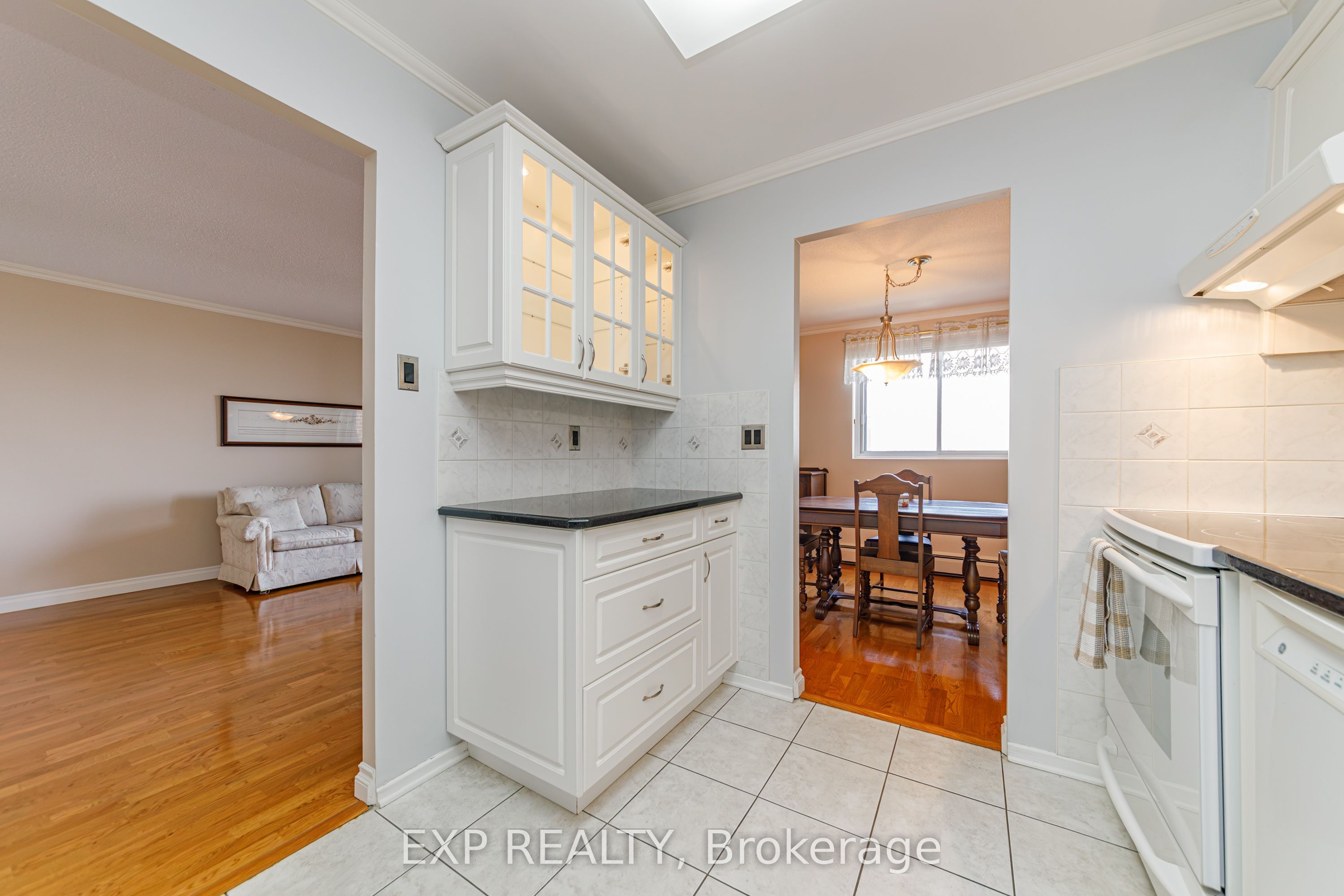 2650 Southvale Crescent 508 Property Photo 9