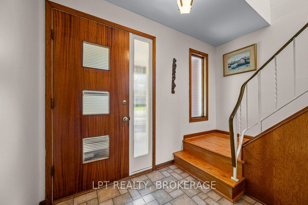 124 Campbell Crescent Property Photo 4