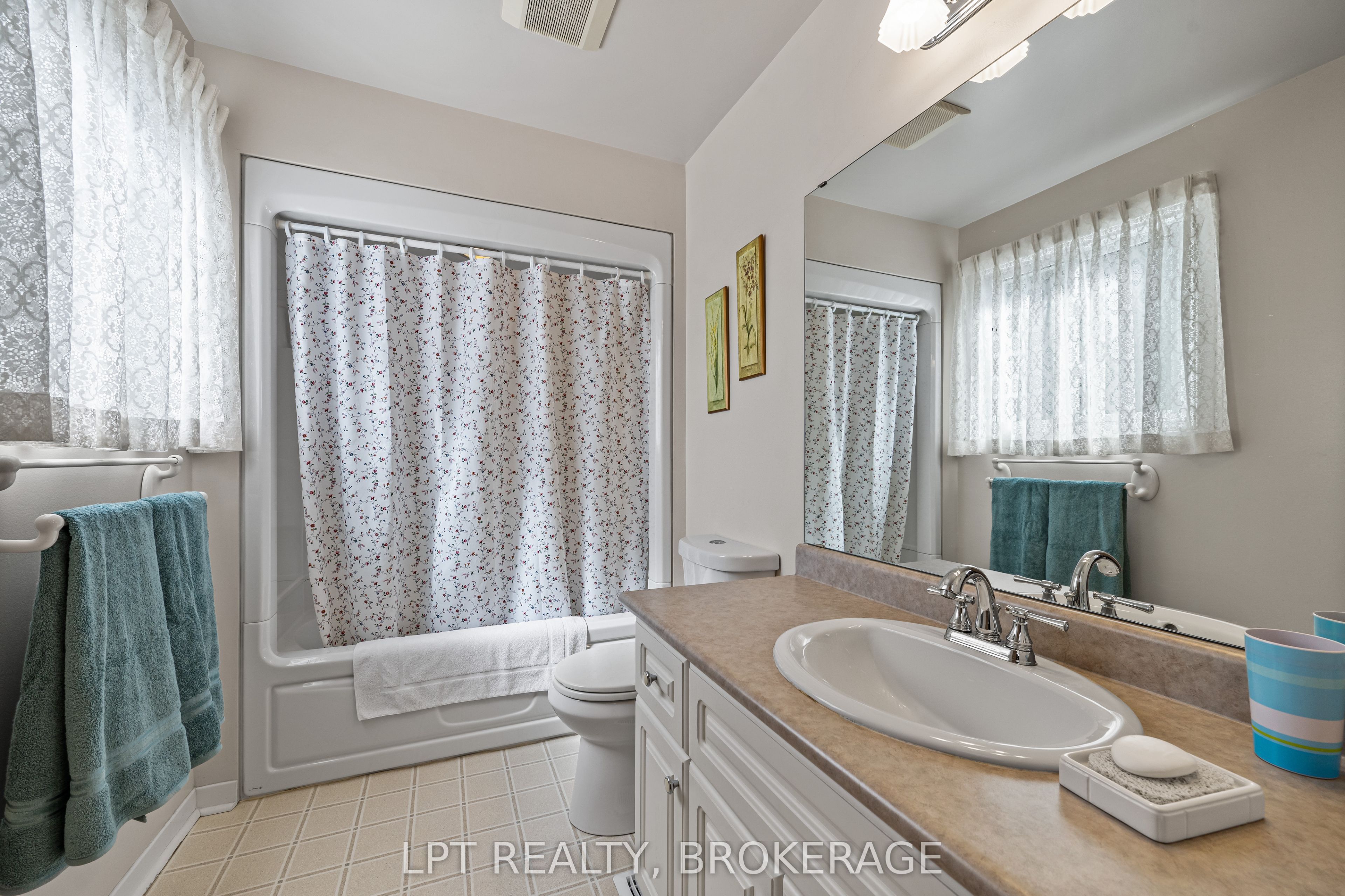 124 Campbell Crescent Property Photo 17