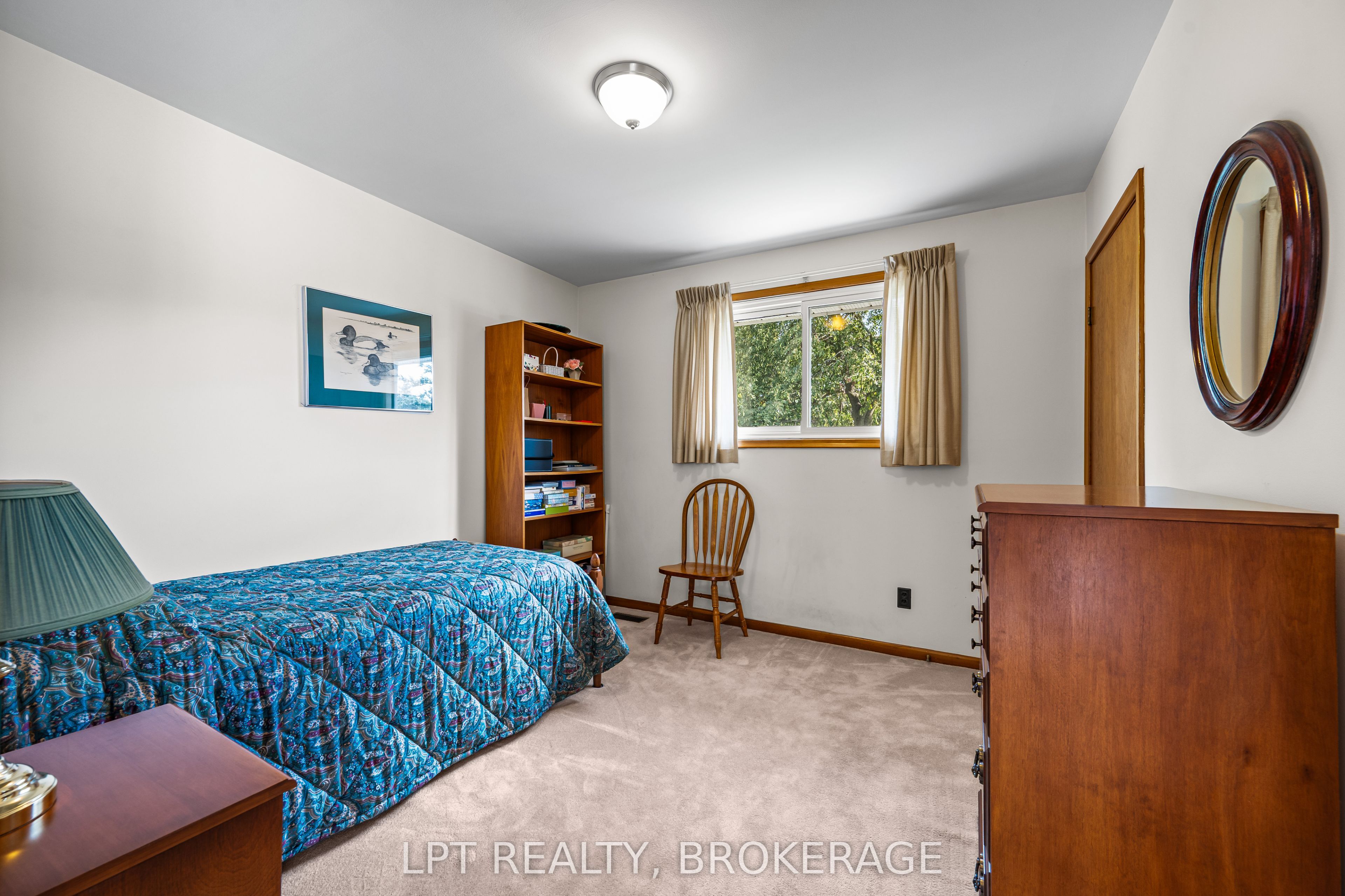 124 Campbell Crescent Property Photo 18