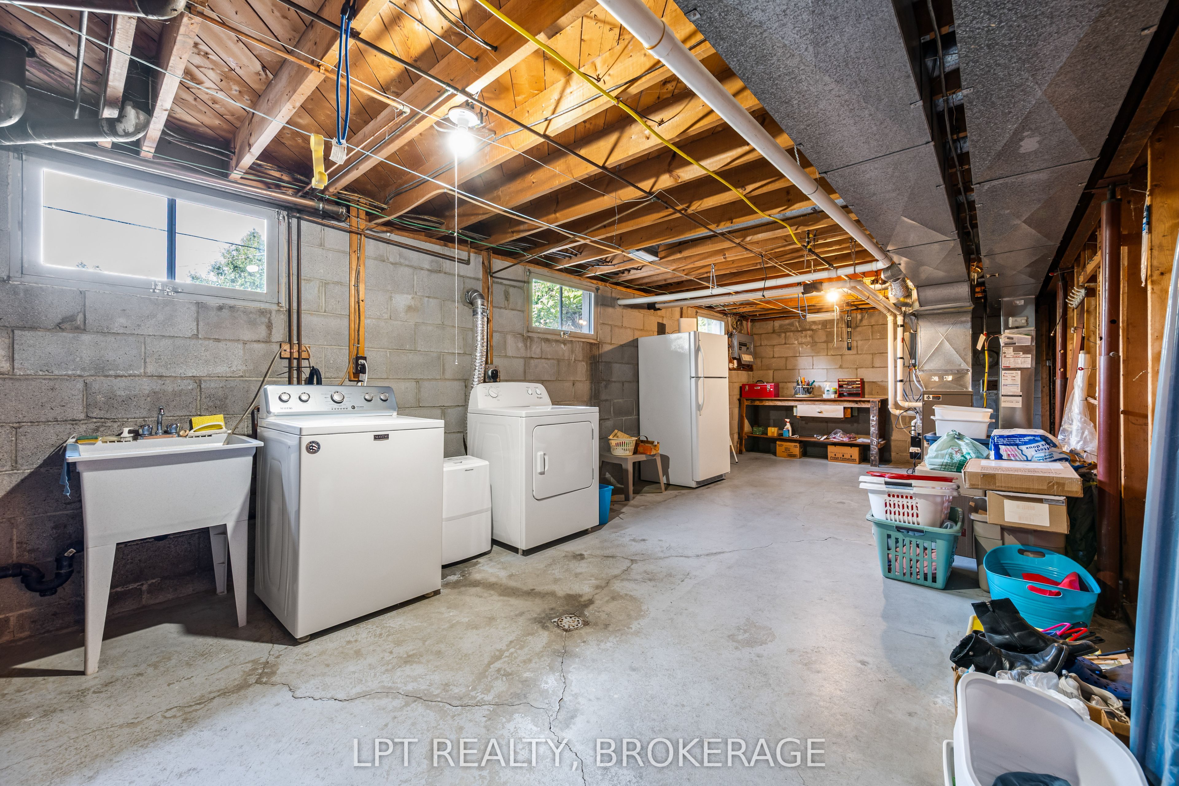124 Campbell Crescent Property Photo 31