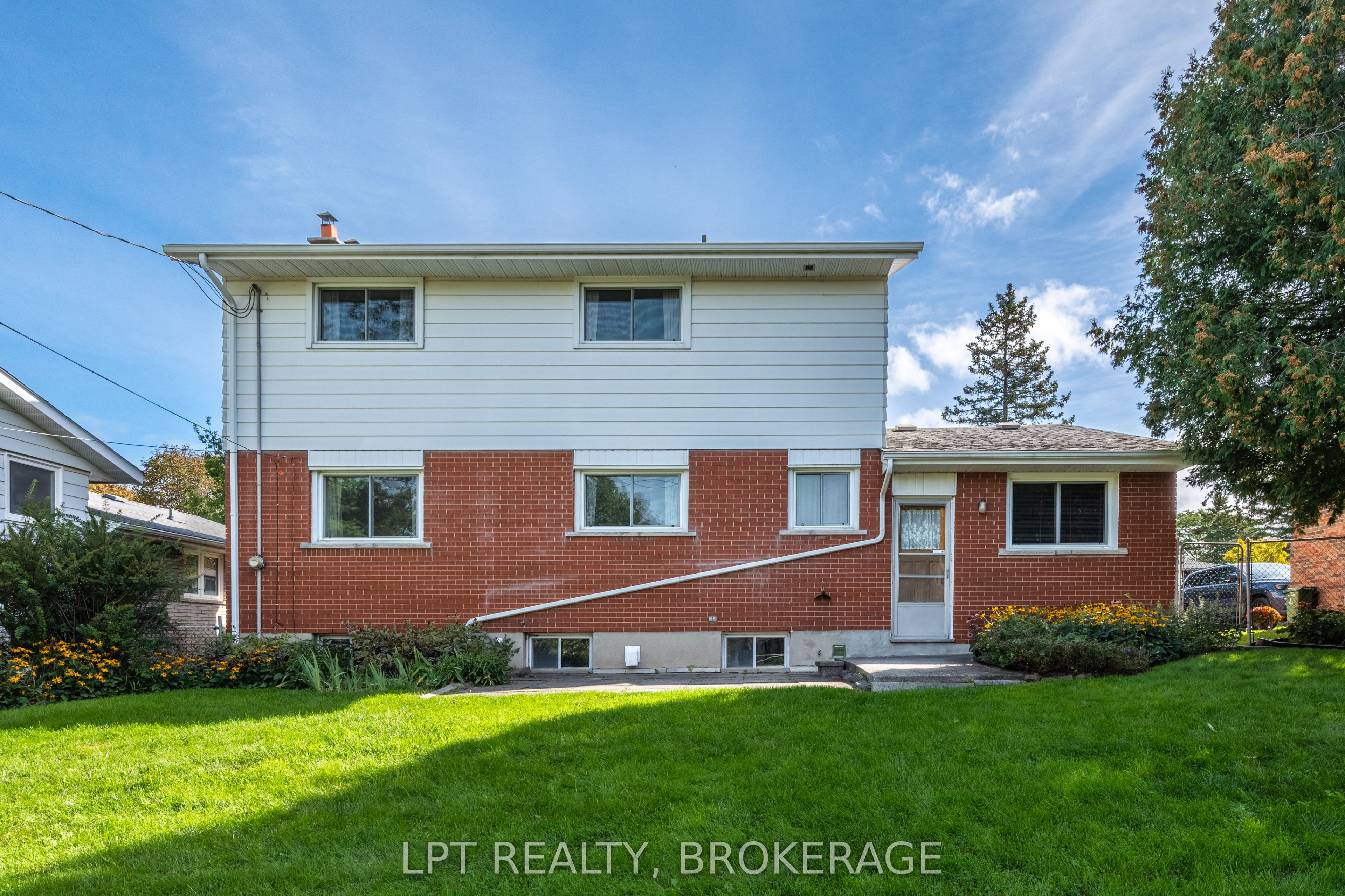 124 Campbell Crescent Property Photo 33