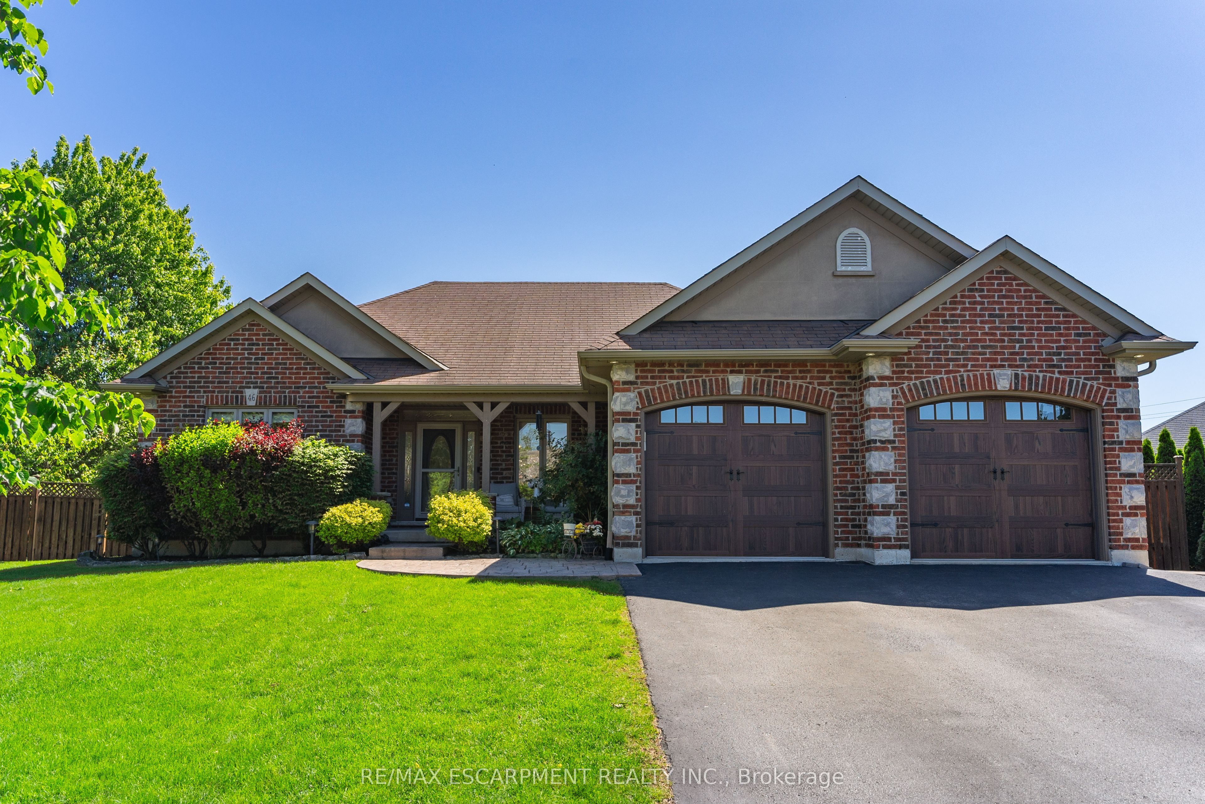 46 Sea Breeze Drive Property Photo 1