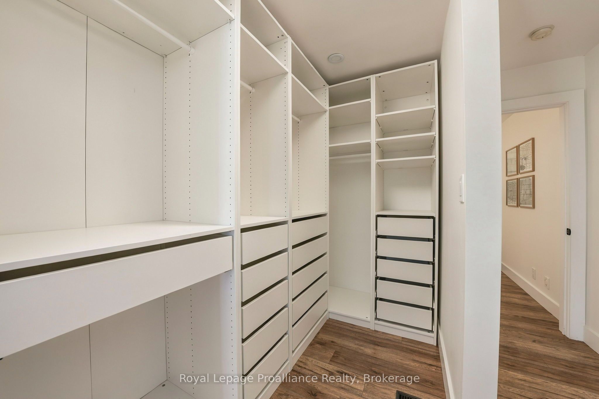 16 Bonisteel Road Property Photo 19