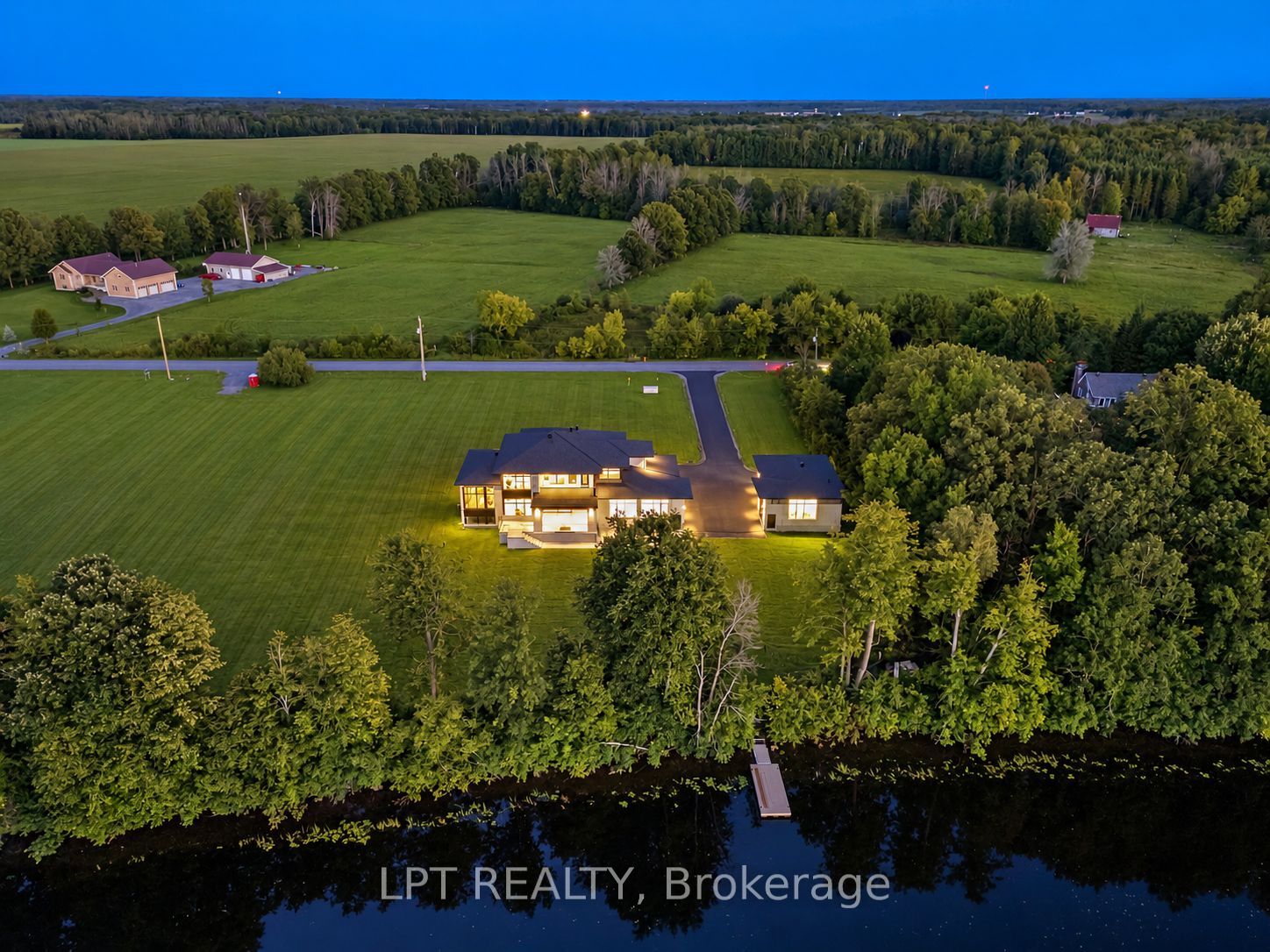1063 River Road Property Photo 5