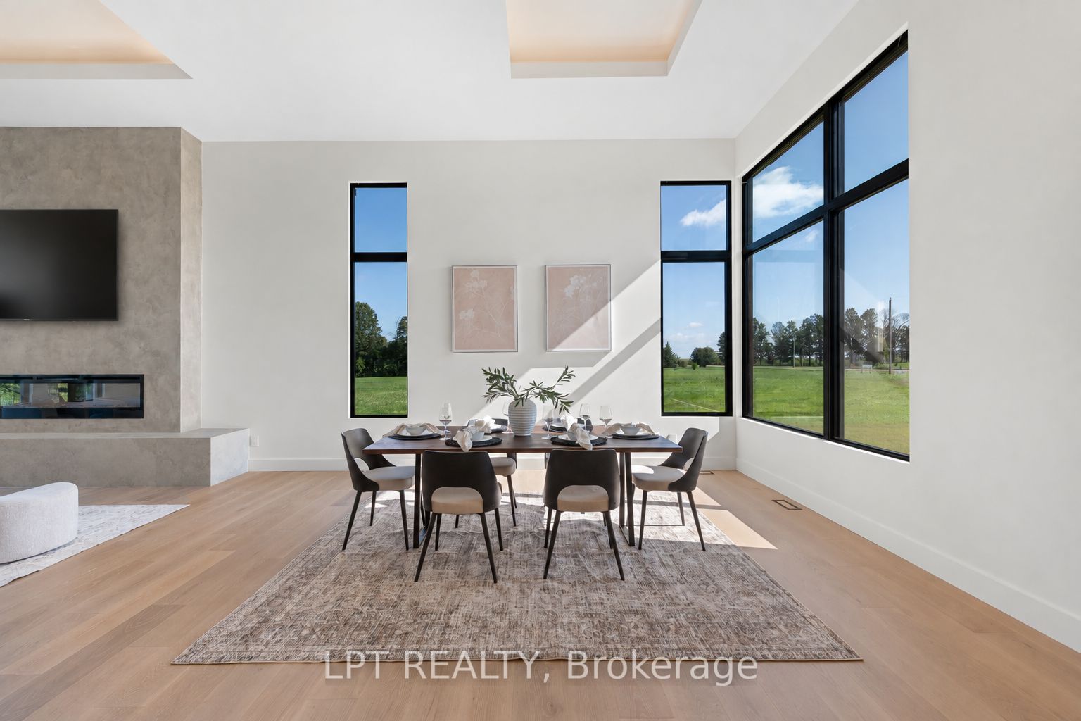 1063 River Road Property Photo 8