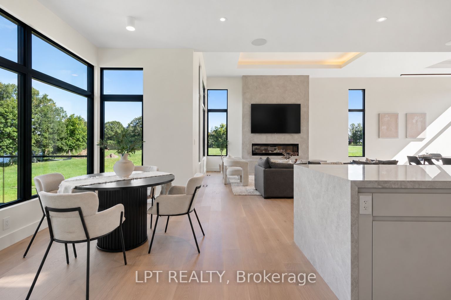 1063 River Road Property Photo 15
