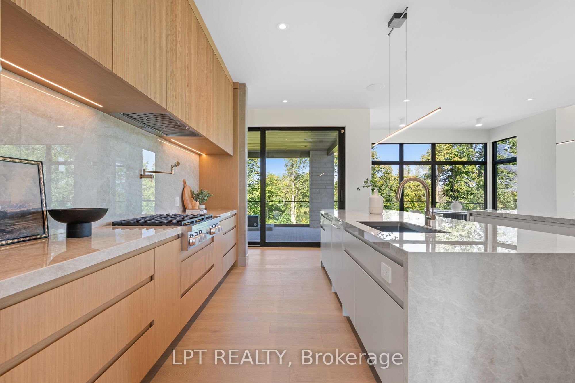 1063 River Road Property Photo 17
