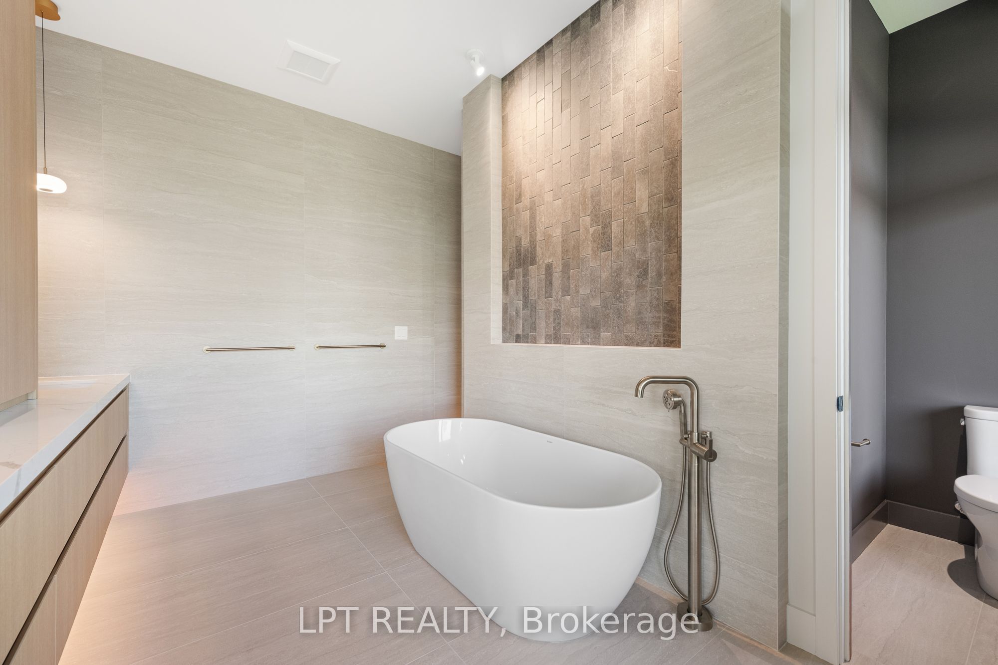 1063 River Road Property Photo 26