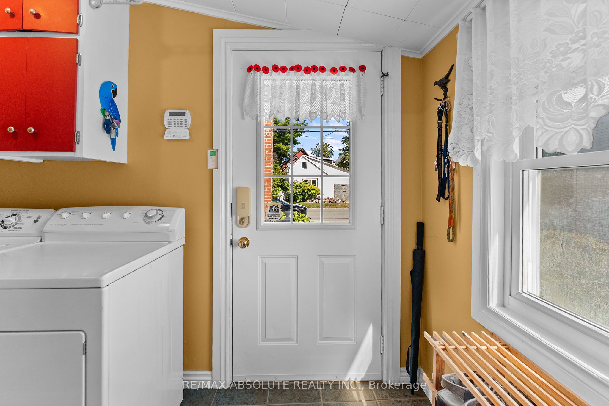 150 Mcgonigal Street W Property Photo 21
