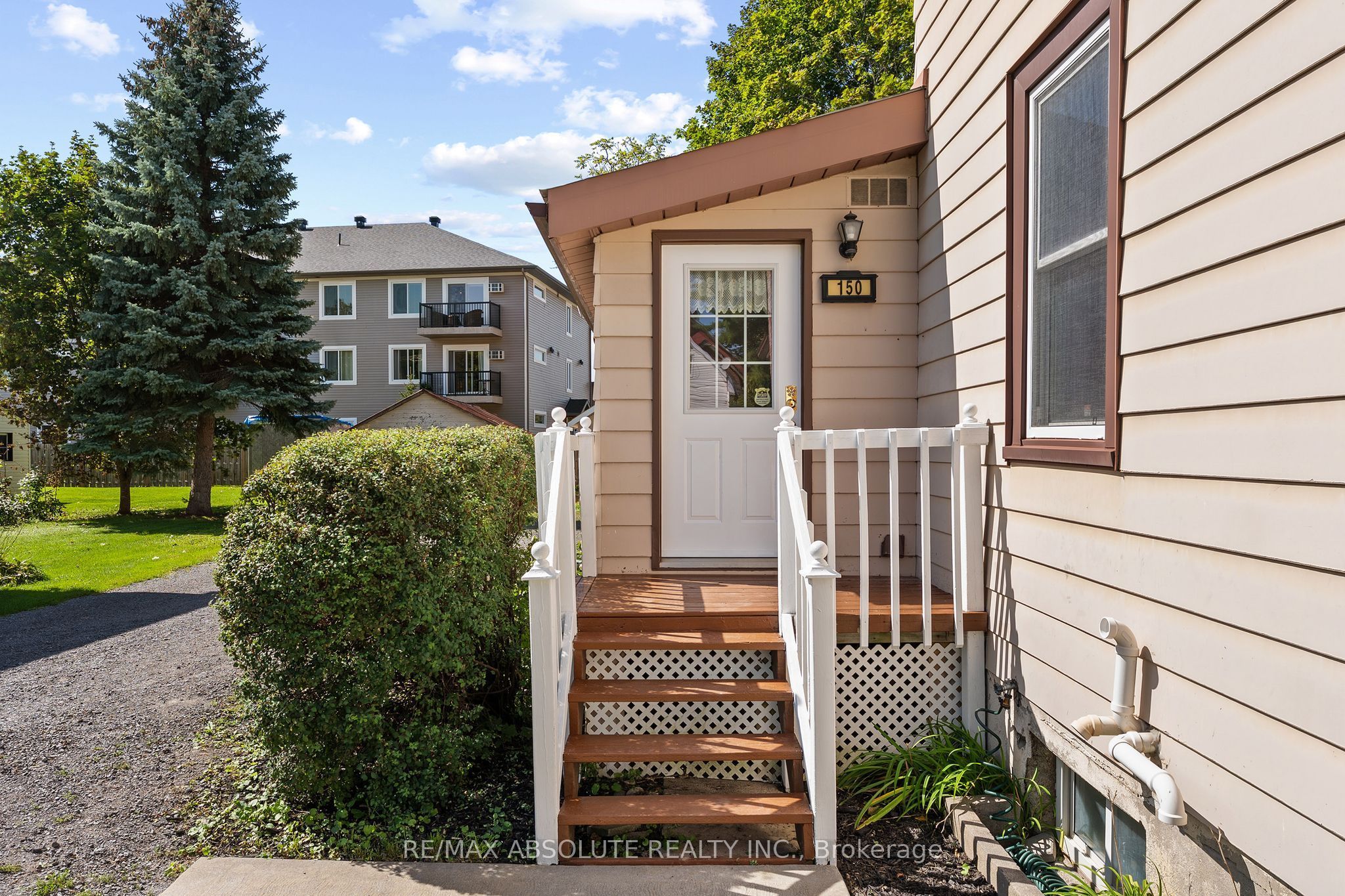150 Mcgonigal Street W Property Photo 36