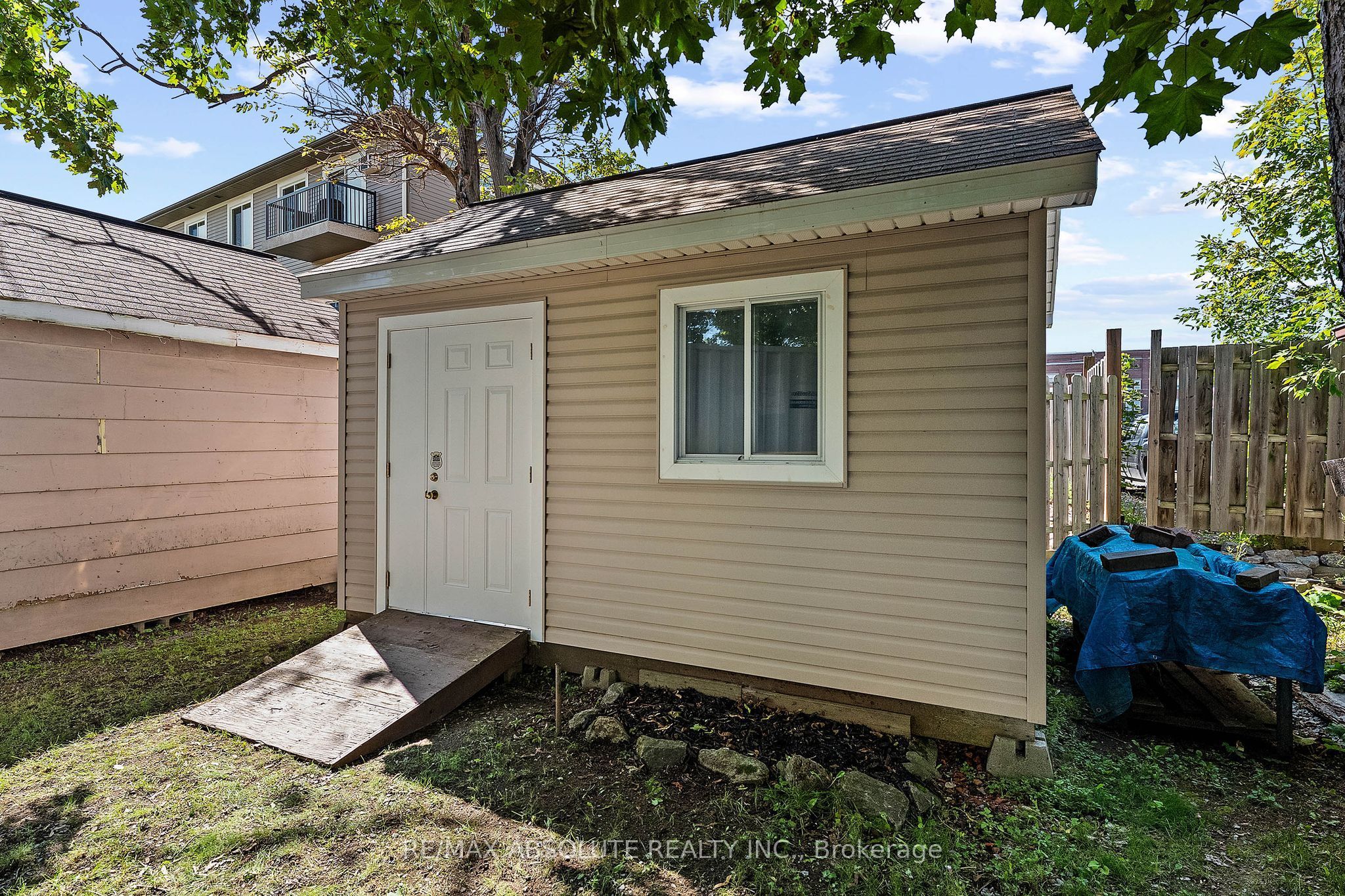 150 Mcgonigal Street W Property Photo 37