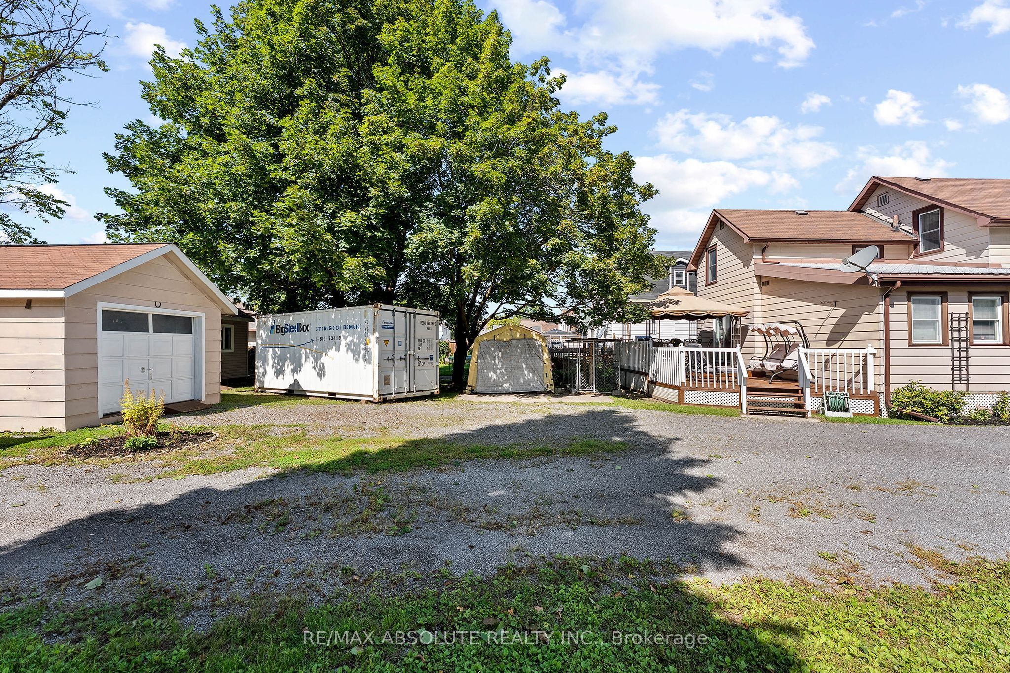 150 Mcgonigal Street W Property Photo 43