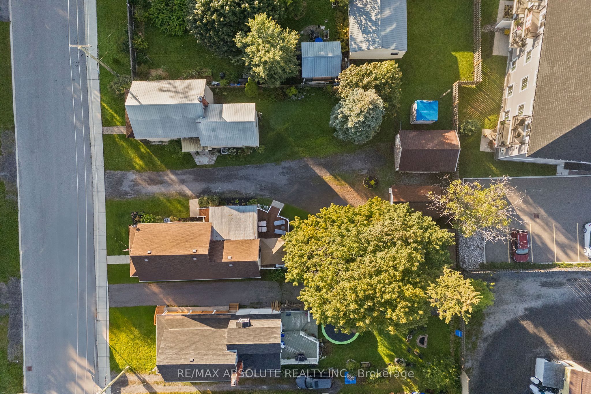 150 Mcgonigal Street W Property Photo 47