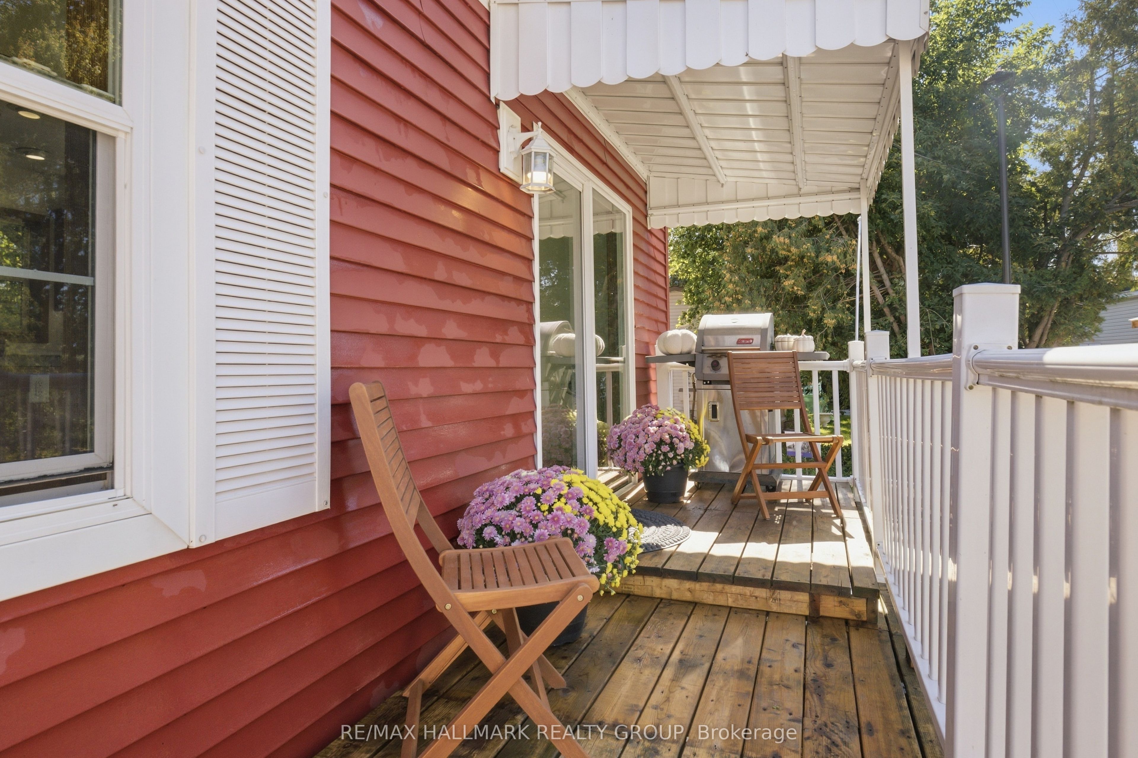 14 Pacific Avenue Property Photo 2