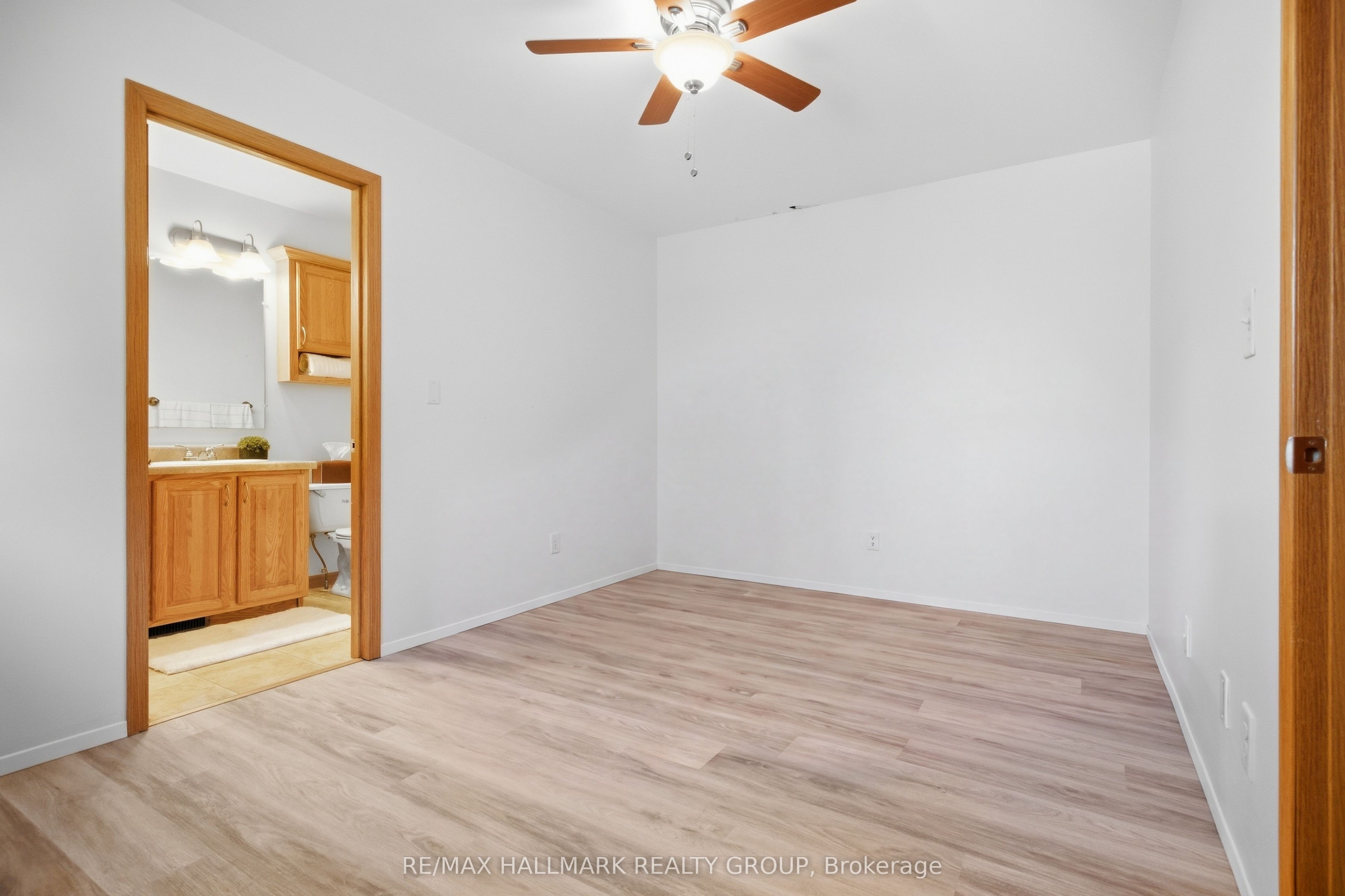 14 Pacific Avenue Property Photo 11