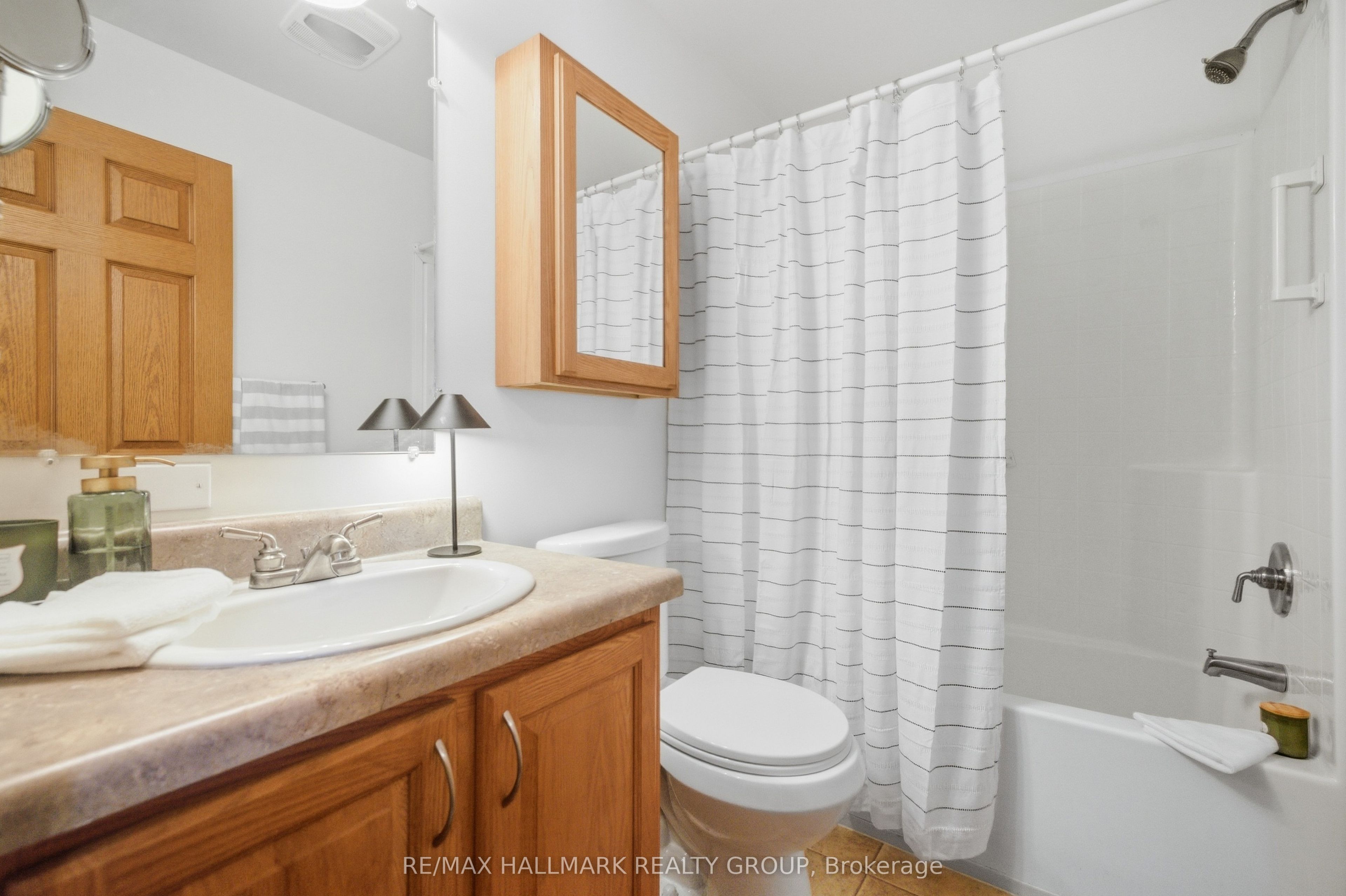 14 Pacific Avenue Property Photo 17