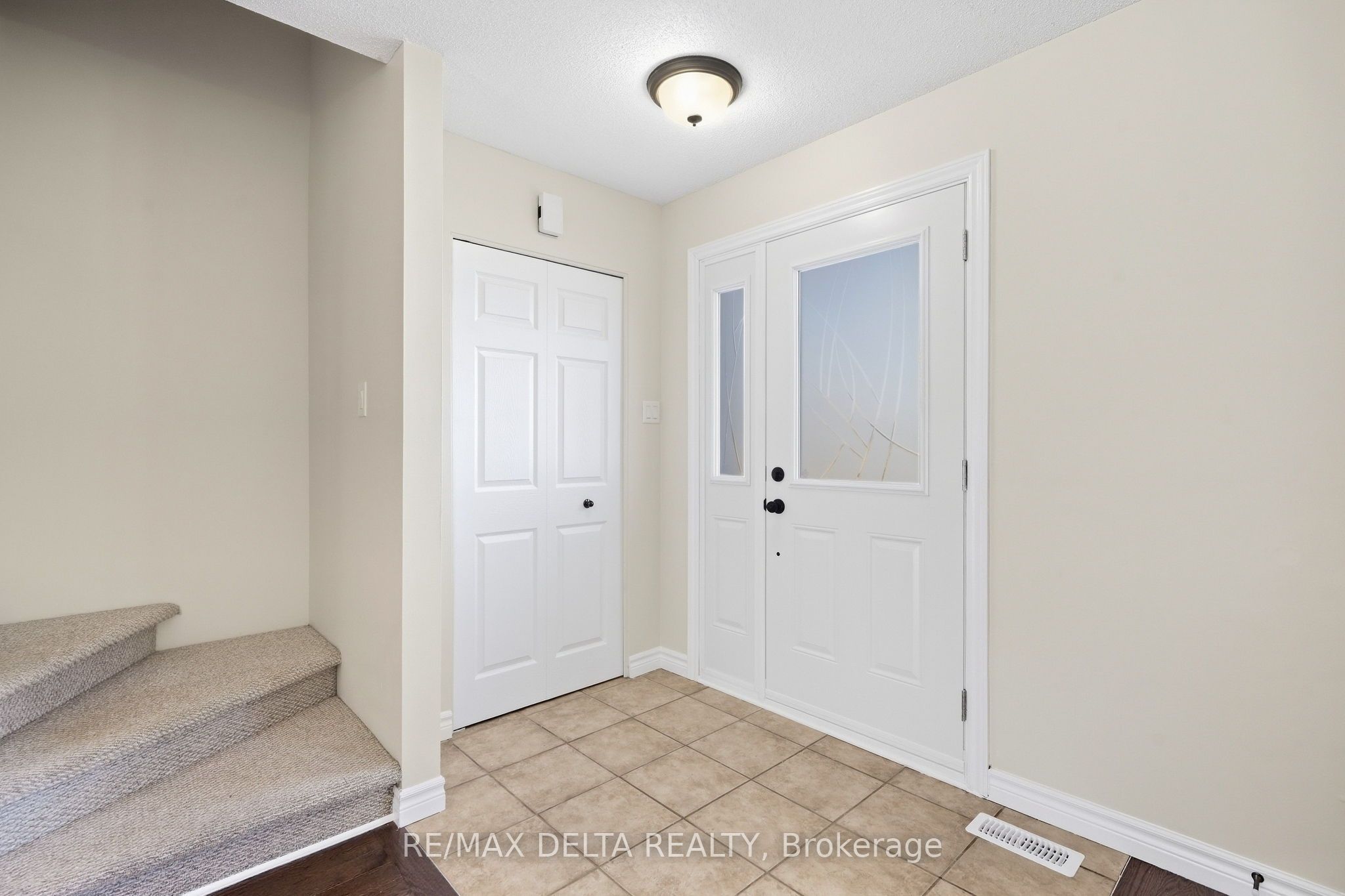 742 Nelson Street Property Photo 4