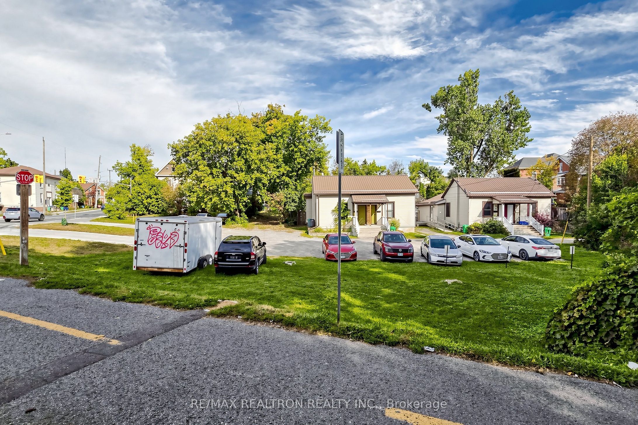185 W Parkhill Road Property Photo 5