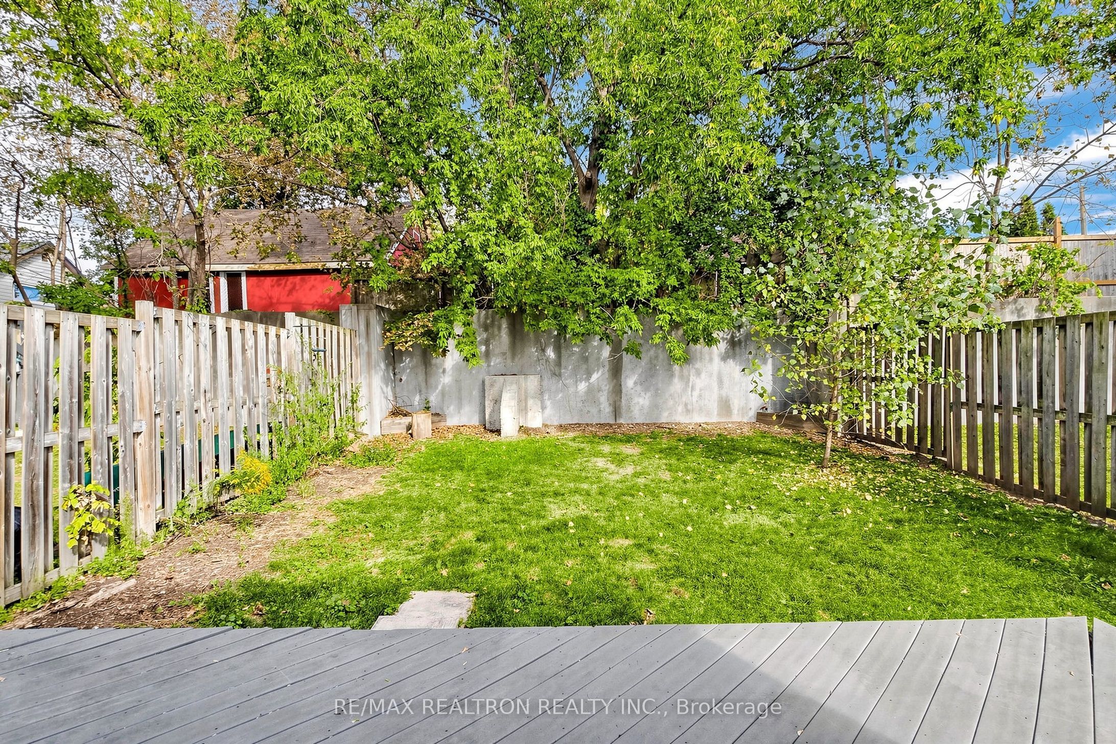 185 W Parkhill Road Property Photo 12