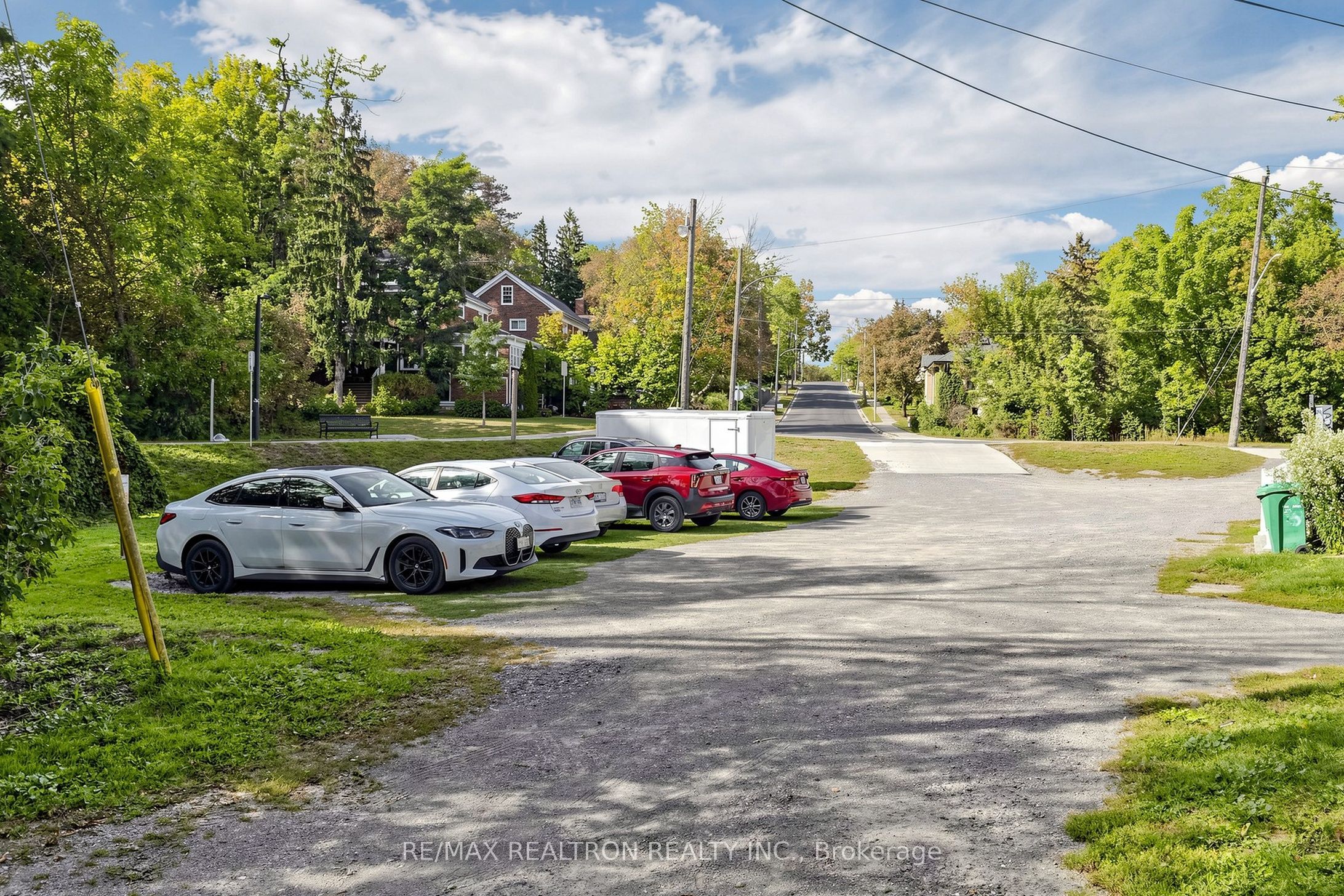 185 W Parkhill Road Property Photo 16